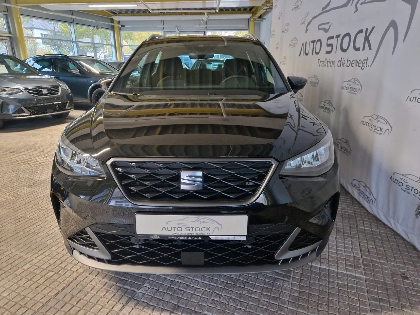 SEAT Arona FR 1,5TSI DSG LED Navi PDC ACC Sitzheizung Noir - 2