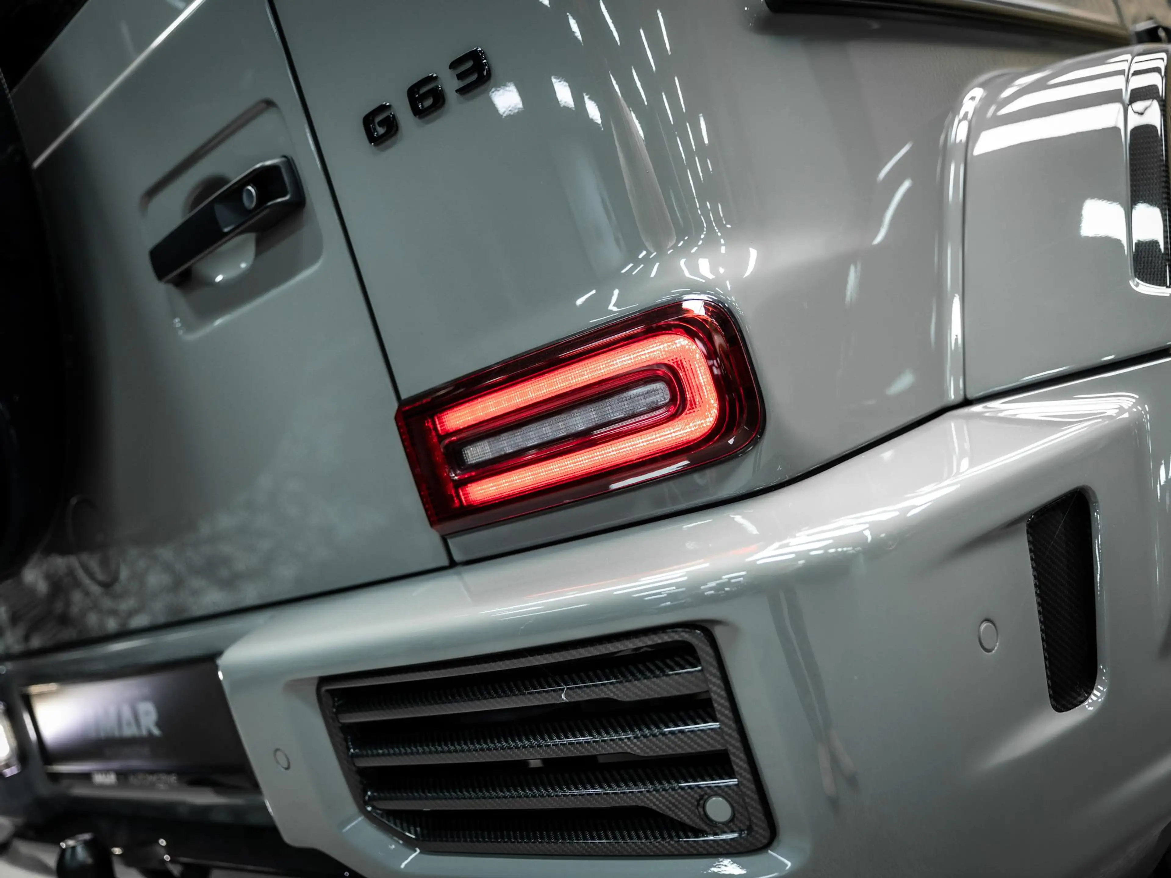 Mercedes-Benz G 63 Urban Wide Track, Akra, 24" Forged wheels UNIEK — photo 15