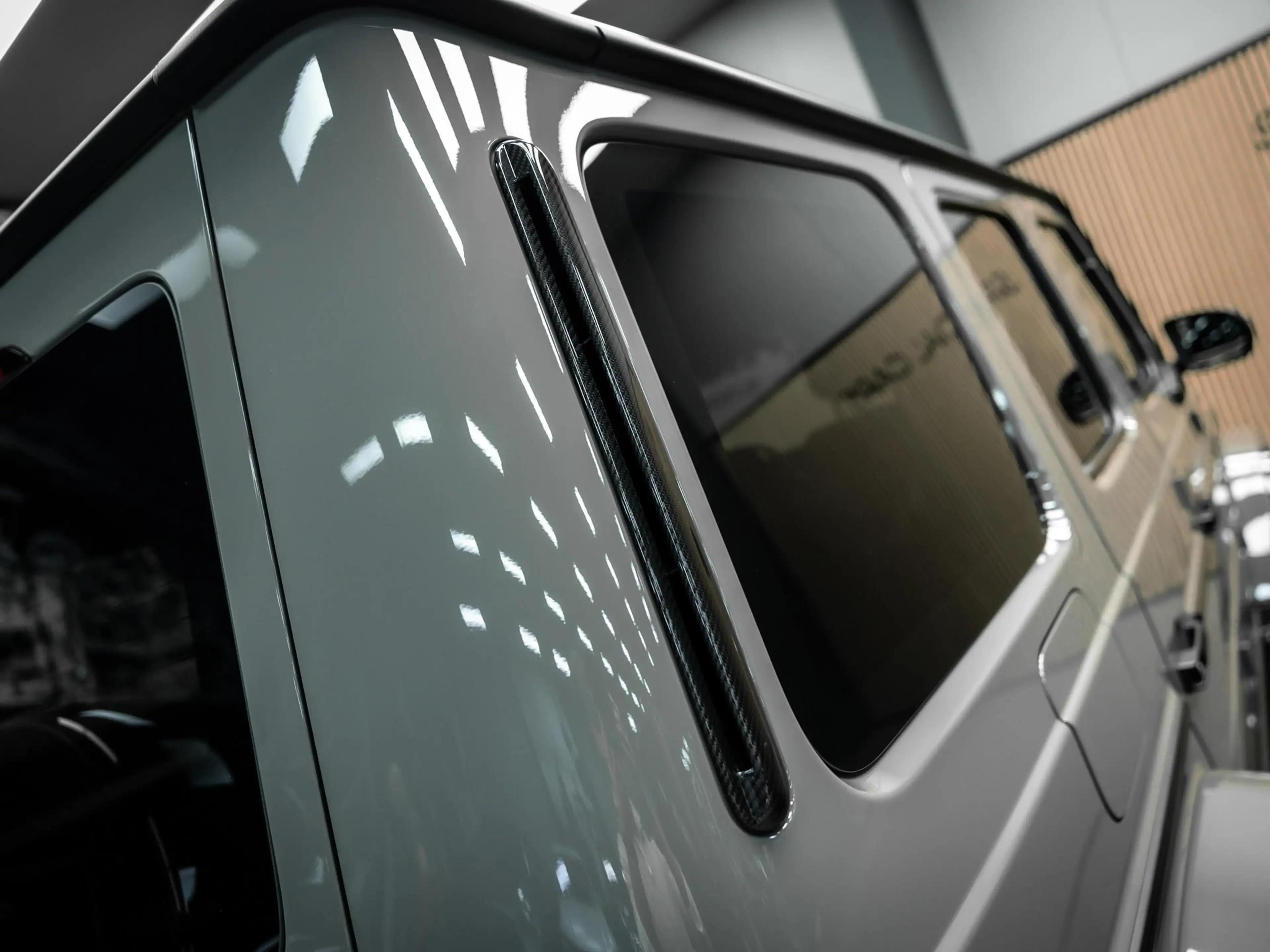 Mercedes-Benz G 63 Urban Wide Track, Akra, 24" Forged wheels UNIEK — photo 17