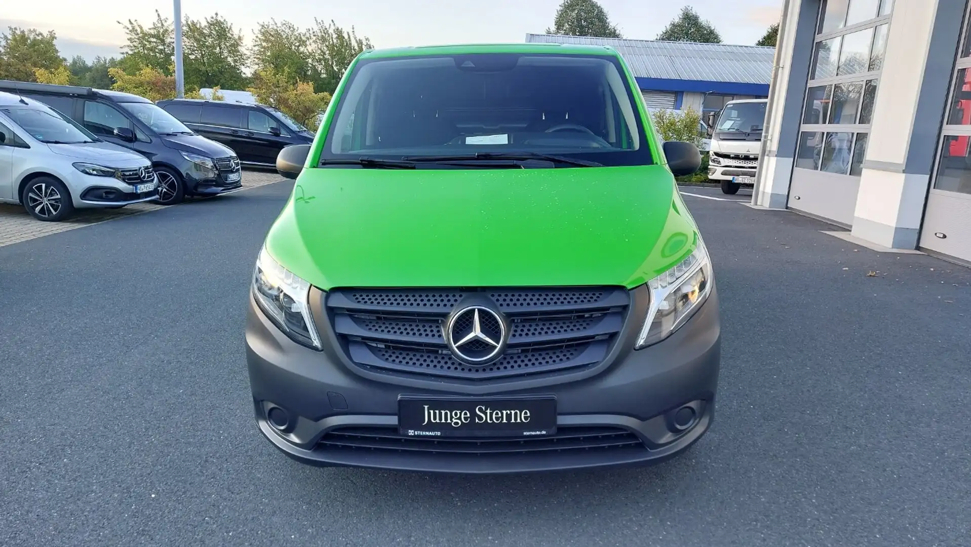 Mercedes-Benz Vito 114 KA/L Klima LED DAB Rü.Kamera TEMPOMAT Base BC Gelb - 2