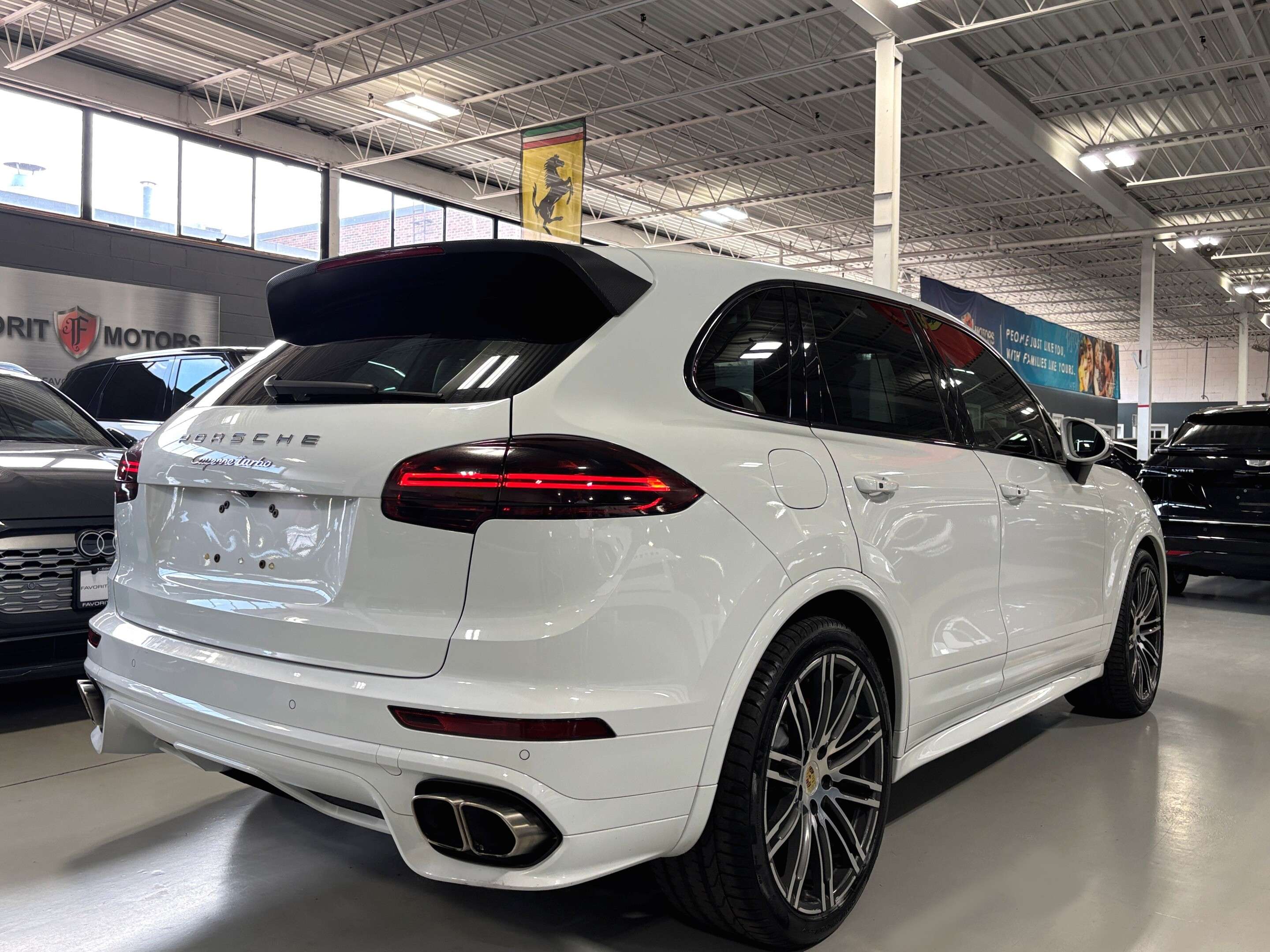 2017 Porsche Cayenne Turbo