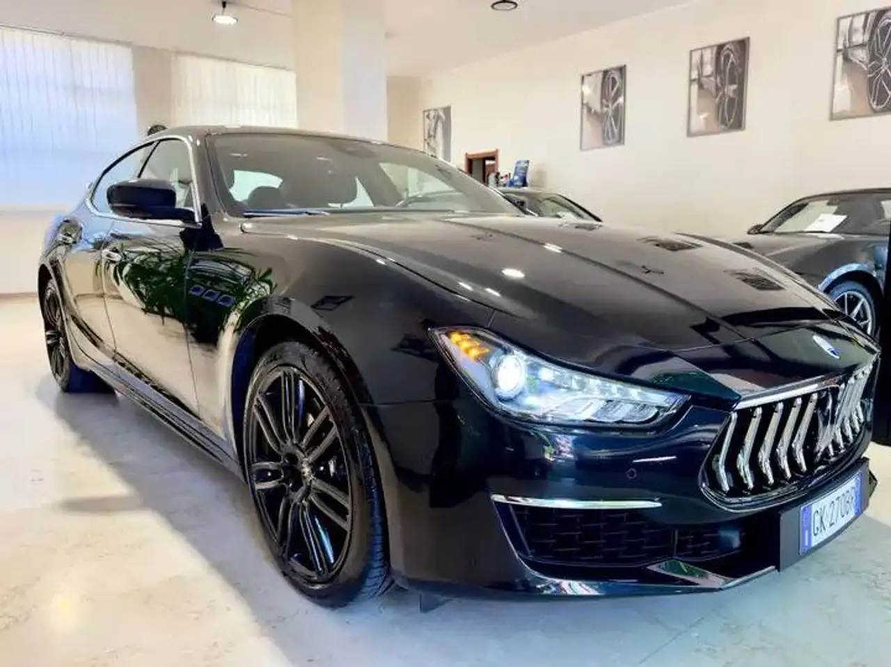 Maserati Ghibli 2022 — фото 12