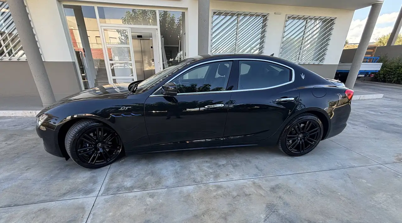 Maserati Ghibli 2022