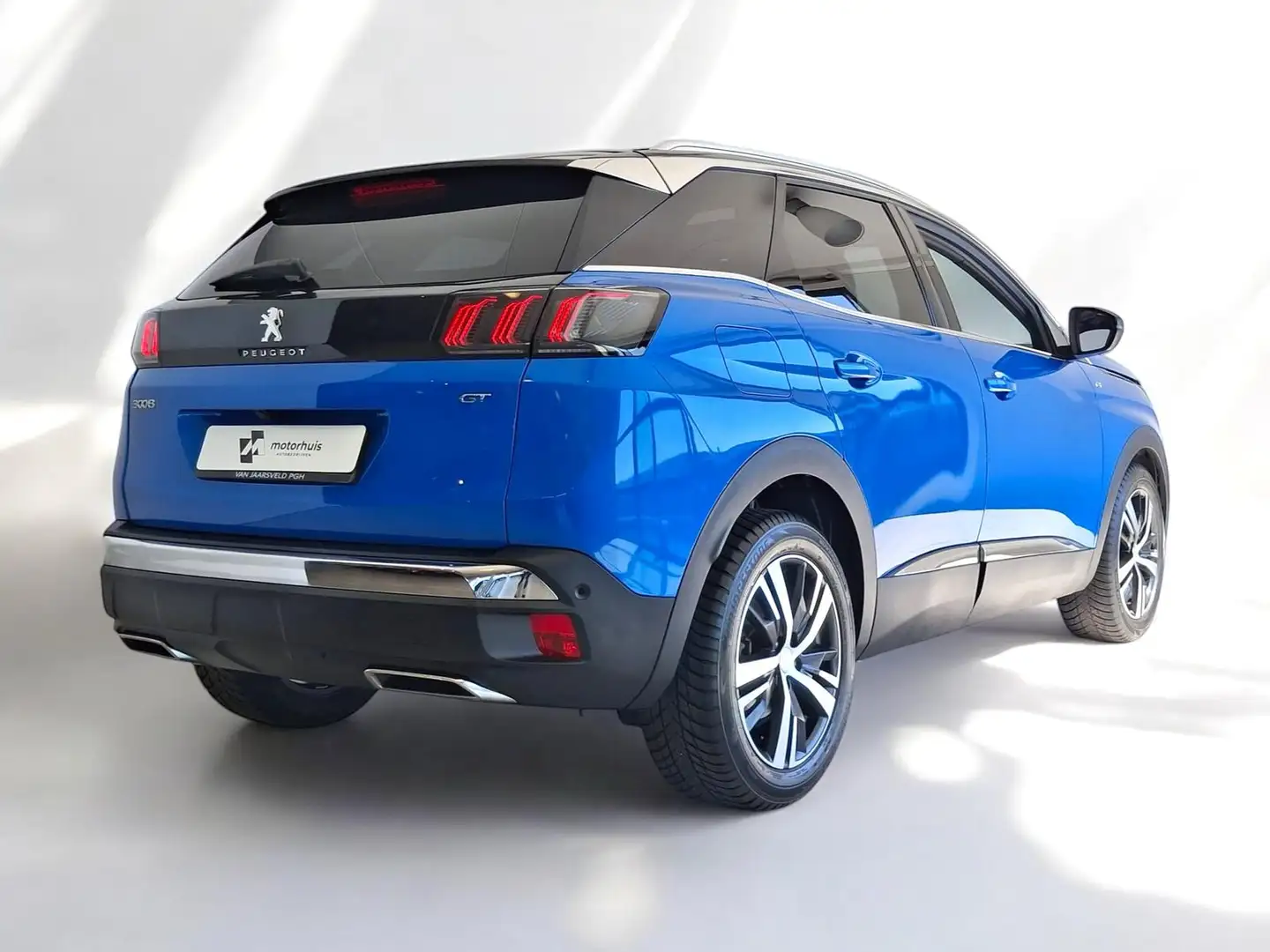 Peugeot 3008 1.2 Turbo 130pk S&S GT-Line AUTOMAAT PANO LED NAVI Blauw - 2