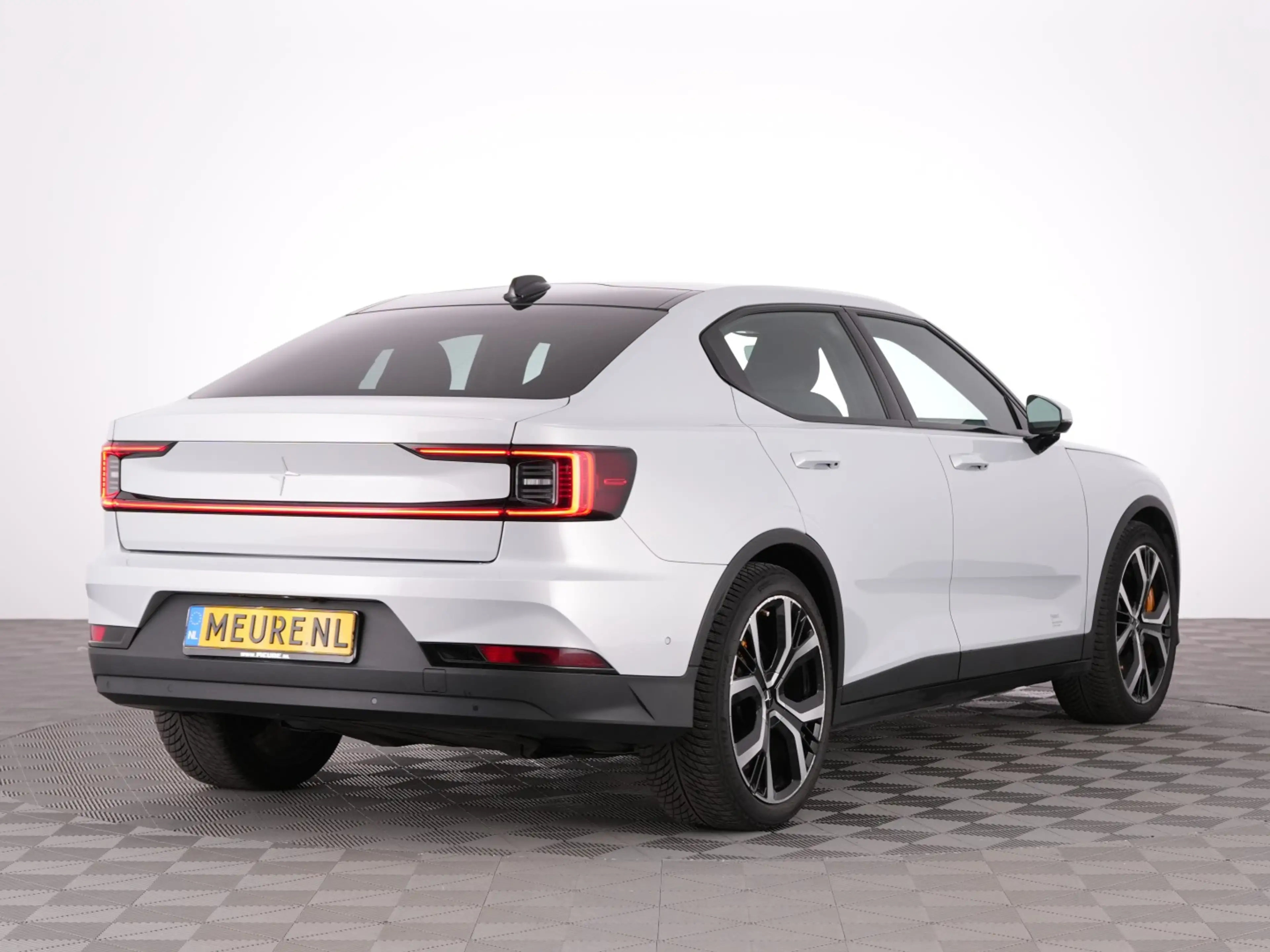 Polestar 2 Long Range Dual motor 78 kWh *PERFORMANCE PACK* SO — photo 15