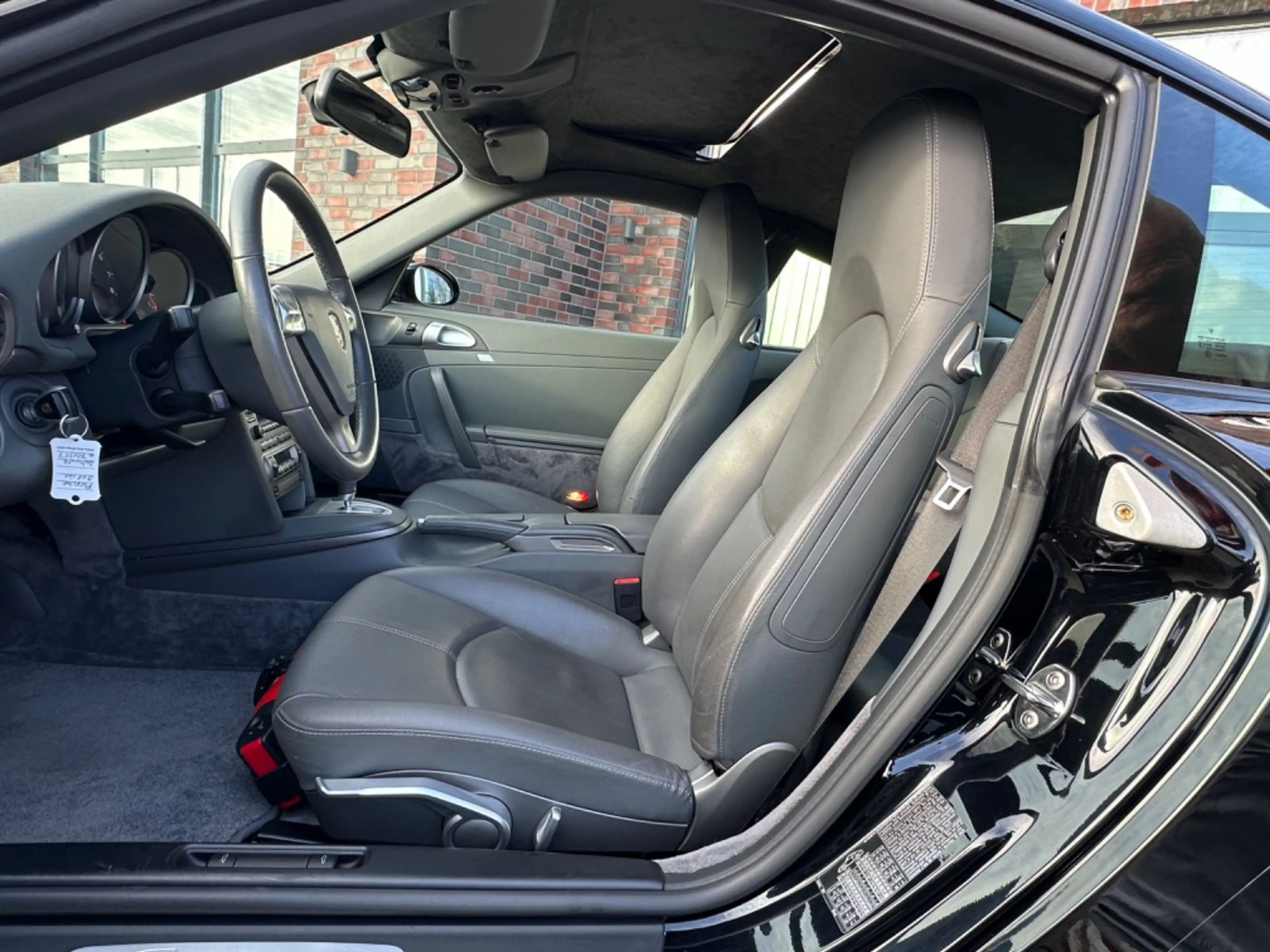 Porsche 911 Carrera Coupe *Schiebedach*Navi* — photo 15