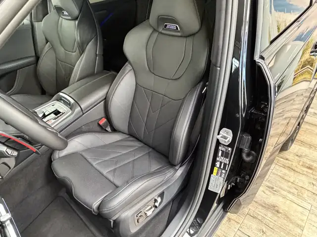 BMW XM view 15