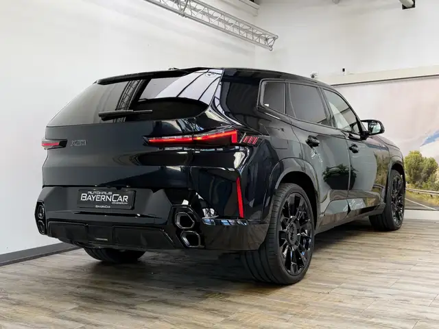 BMW XM view 6