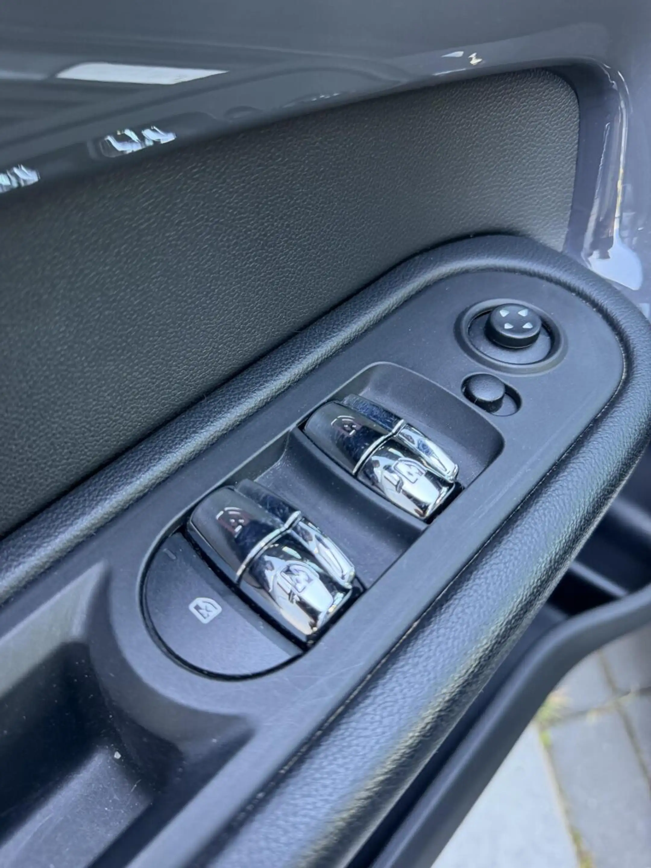 MINI Cooper SE Countryman 1.5 ALL4 — photo 16