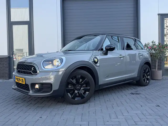 MINI Cooper SE Countryman Cooper 5 portes en vente chez une concession Pays-Bas