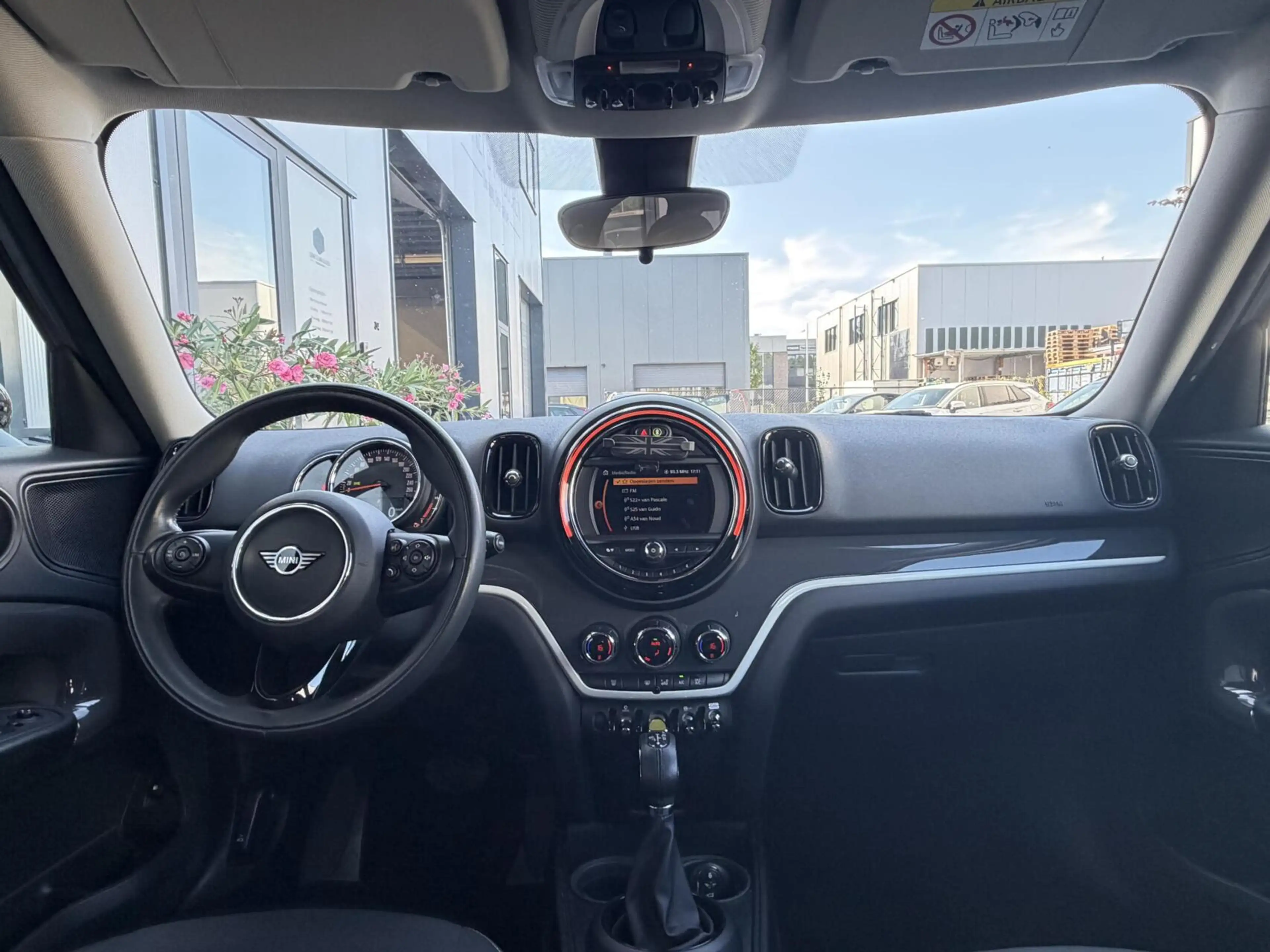 MINI Cooper SE Countryman 1.5 ALL4 — photo 13