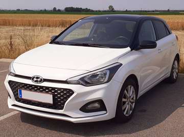 i20 1,25 Level 2 Plus Black Roof Level 2 Plus Black Roof