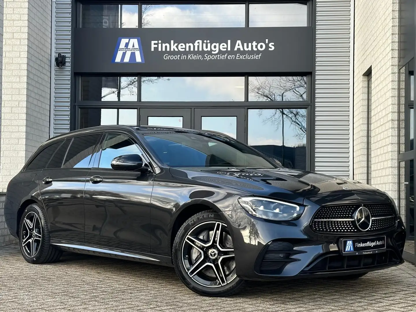 Mercedes-Benz E 300 e AMG Line Facelift |Pano |Burmester |Trekhaak |36 Gris - 1