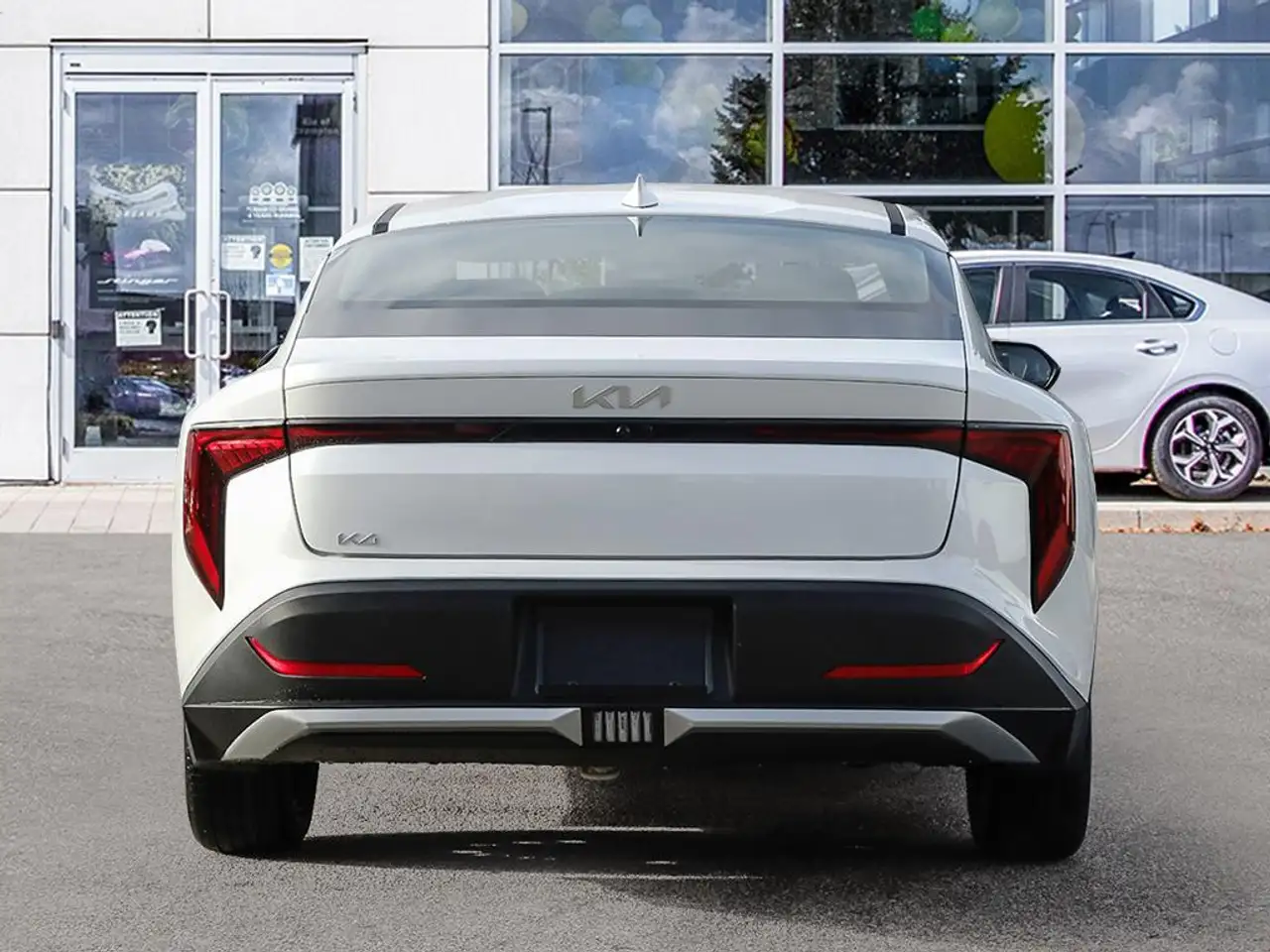 Kia K4 снимка Kia K4