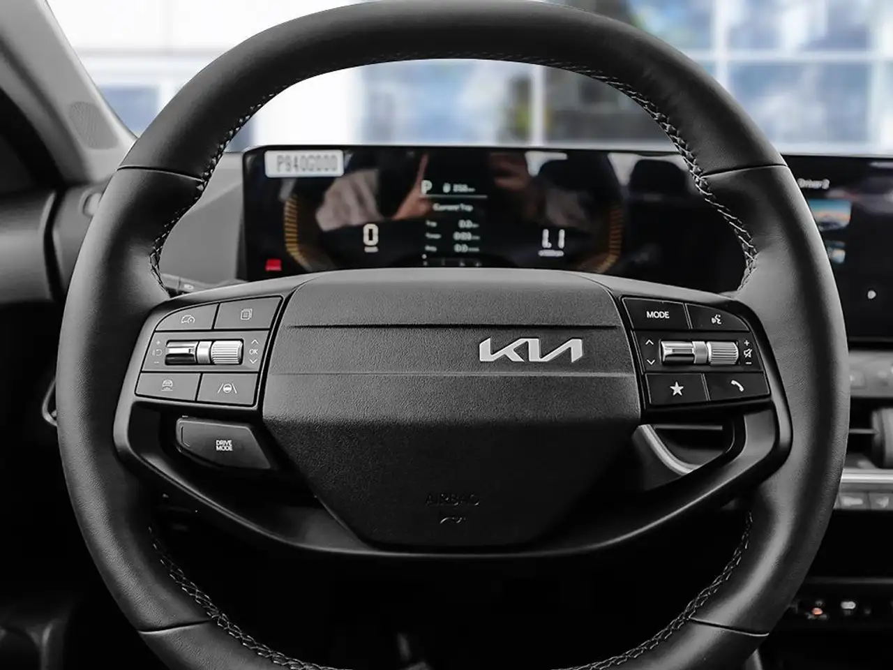 Kia K4 снимка Kia K4