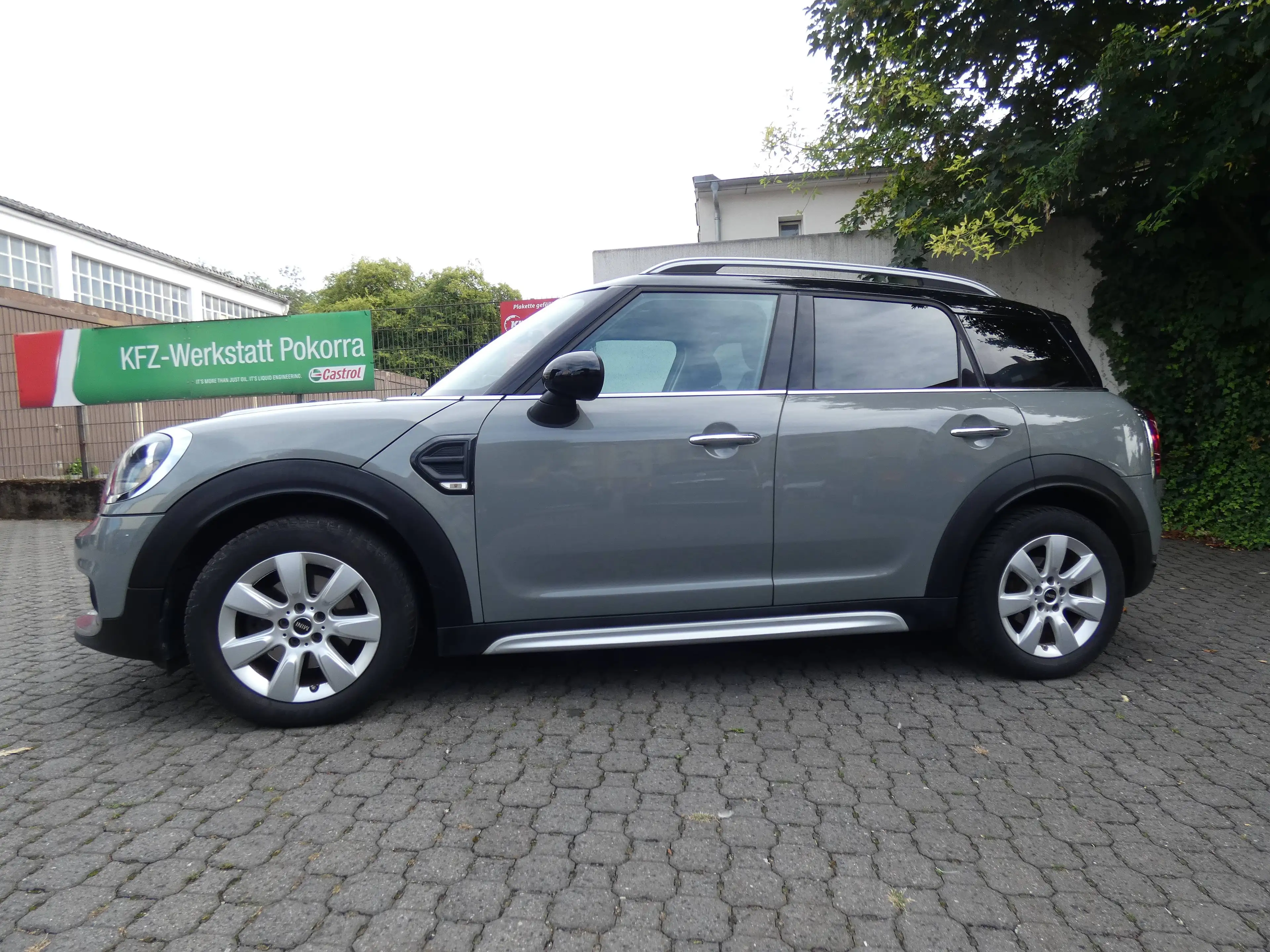 MINI Cooper Countryman Cooper — photo 8