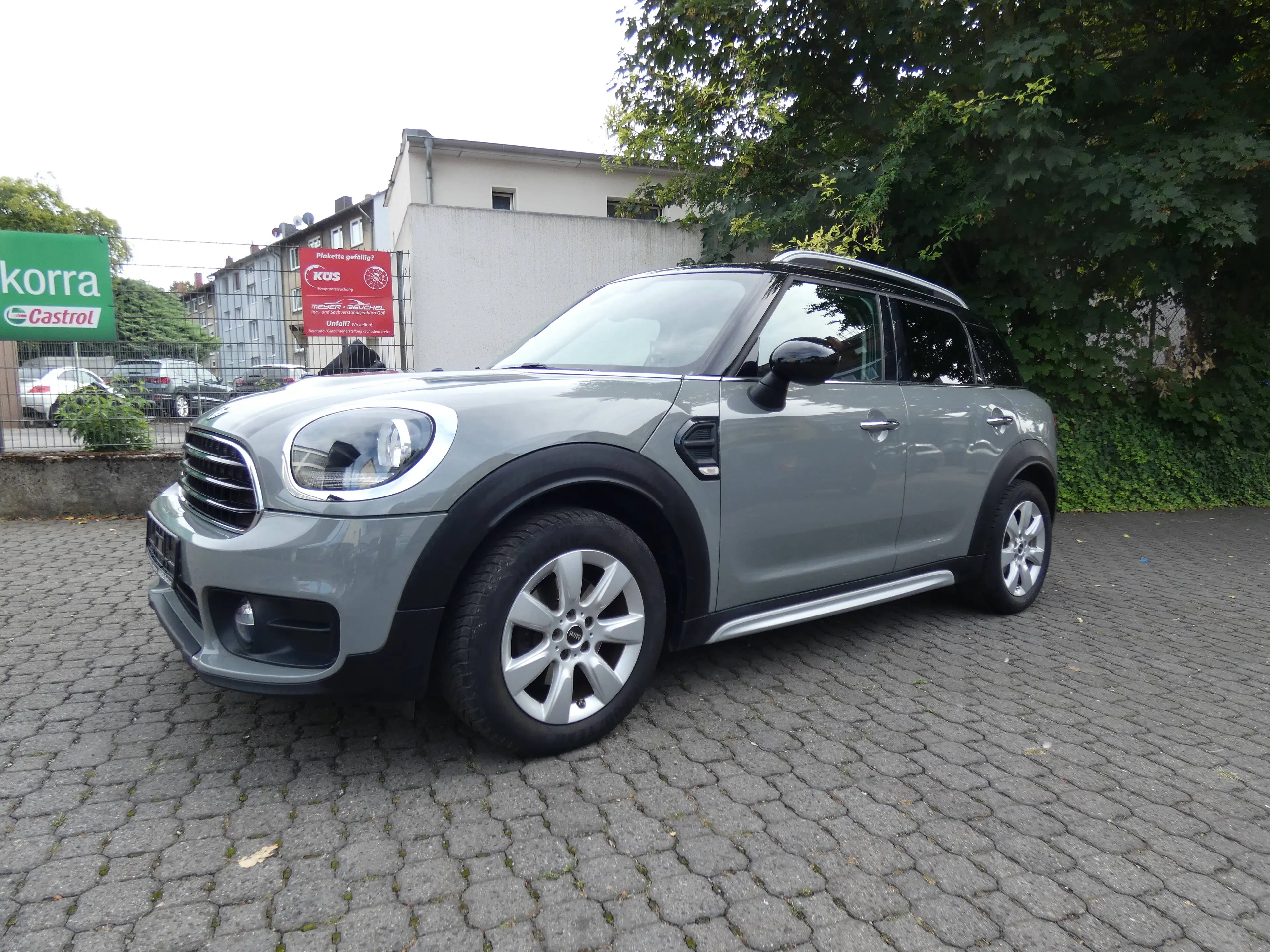 MINI Cooper Countryman Cooper — photo 9