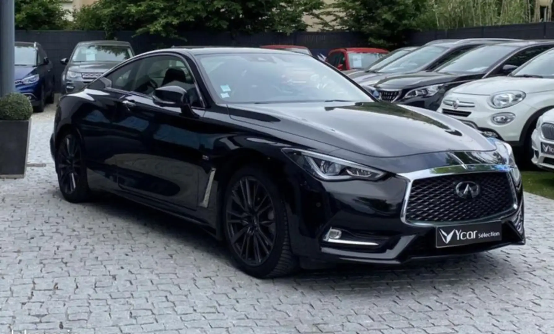 Infiniti Q60 Q60S 2.0t BVA Sport Tech Negro - 2