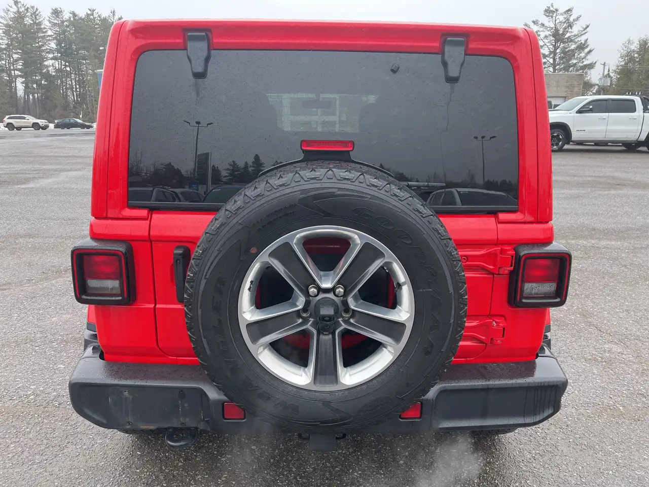 Jeep Wrangler снимка Jeep Wrangler
