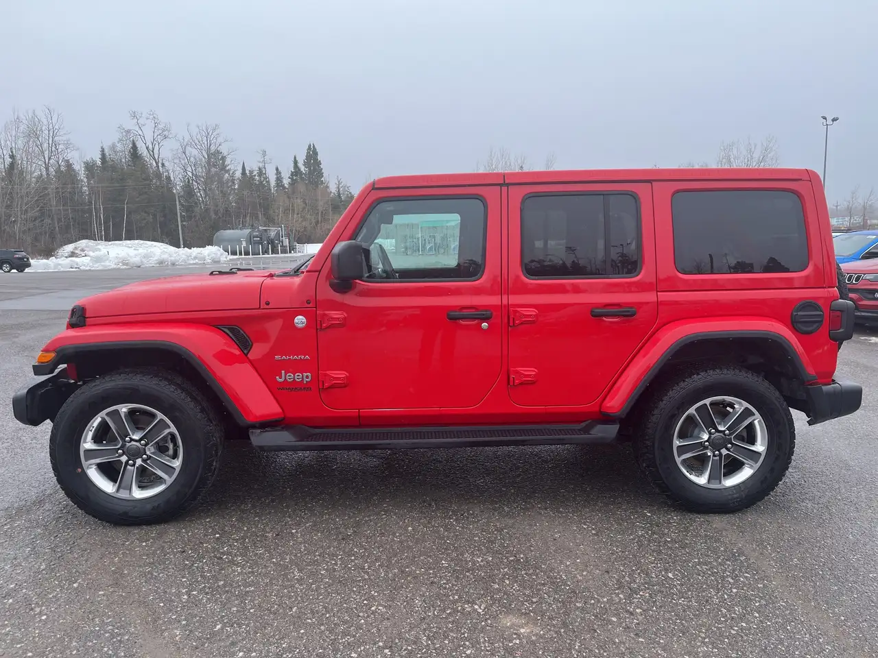 Jeep Wrangler снимка Jeep Wrangler