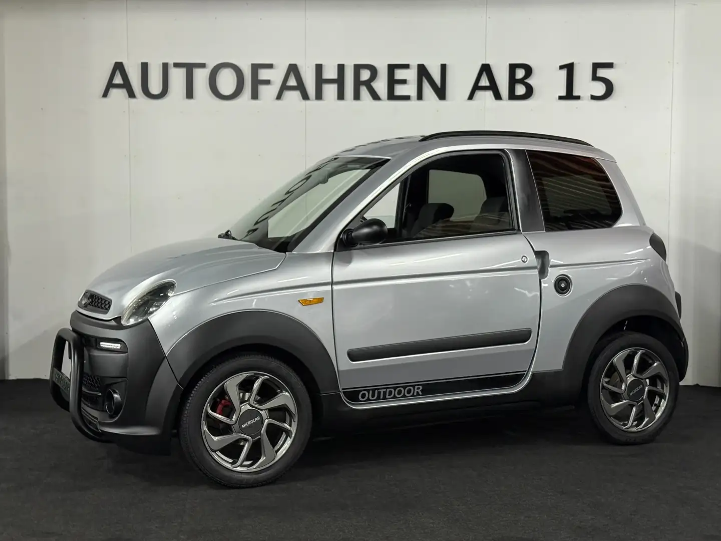 Microcar M.Go Luxe, Airbag, DCI, Carplay, RFK, Inkl Lieferung Silber - 1