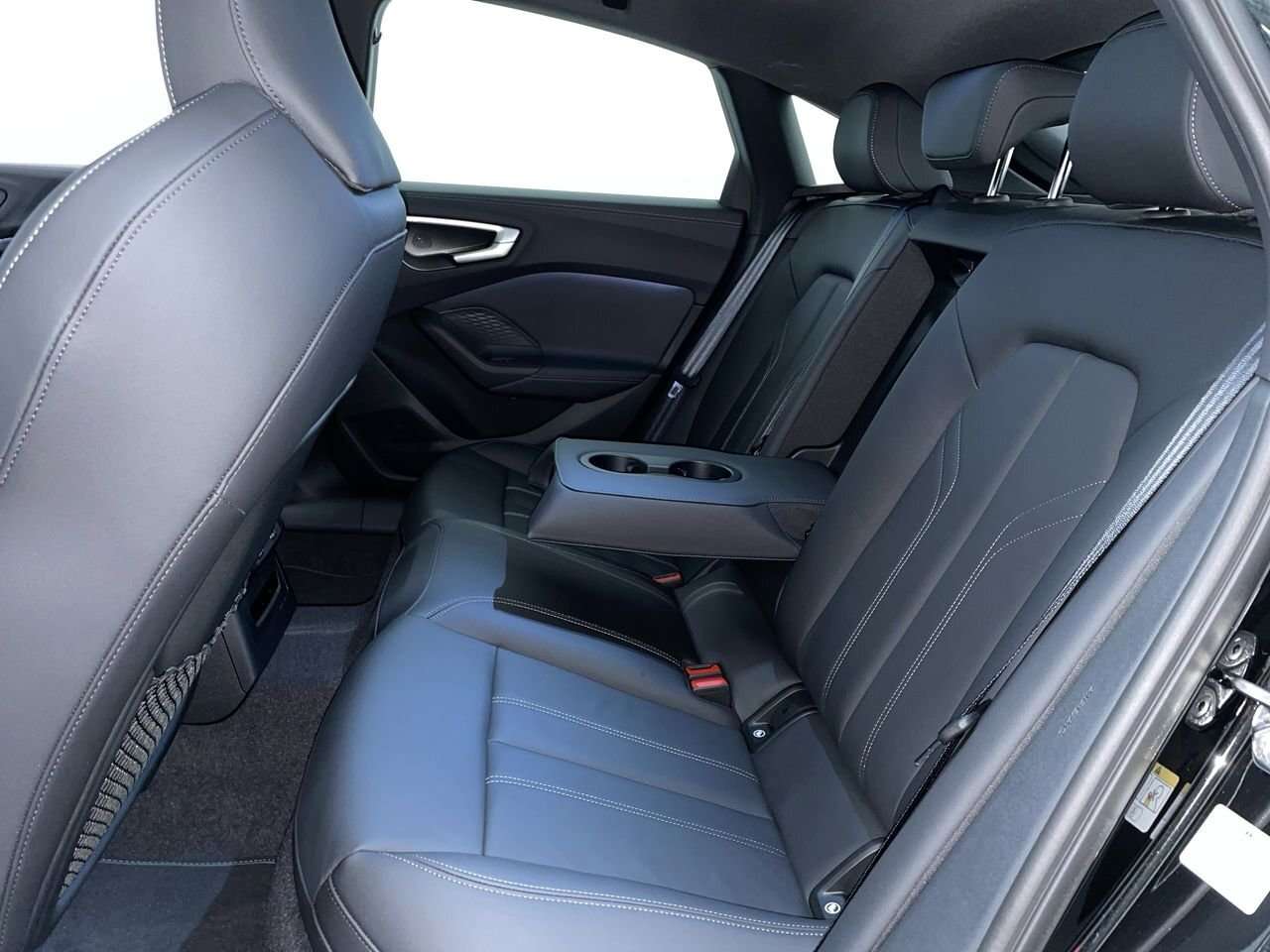 2025 Audi A5 thumb 31