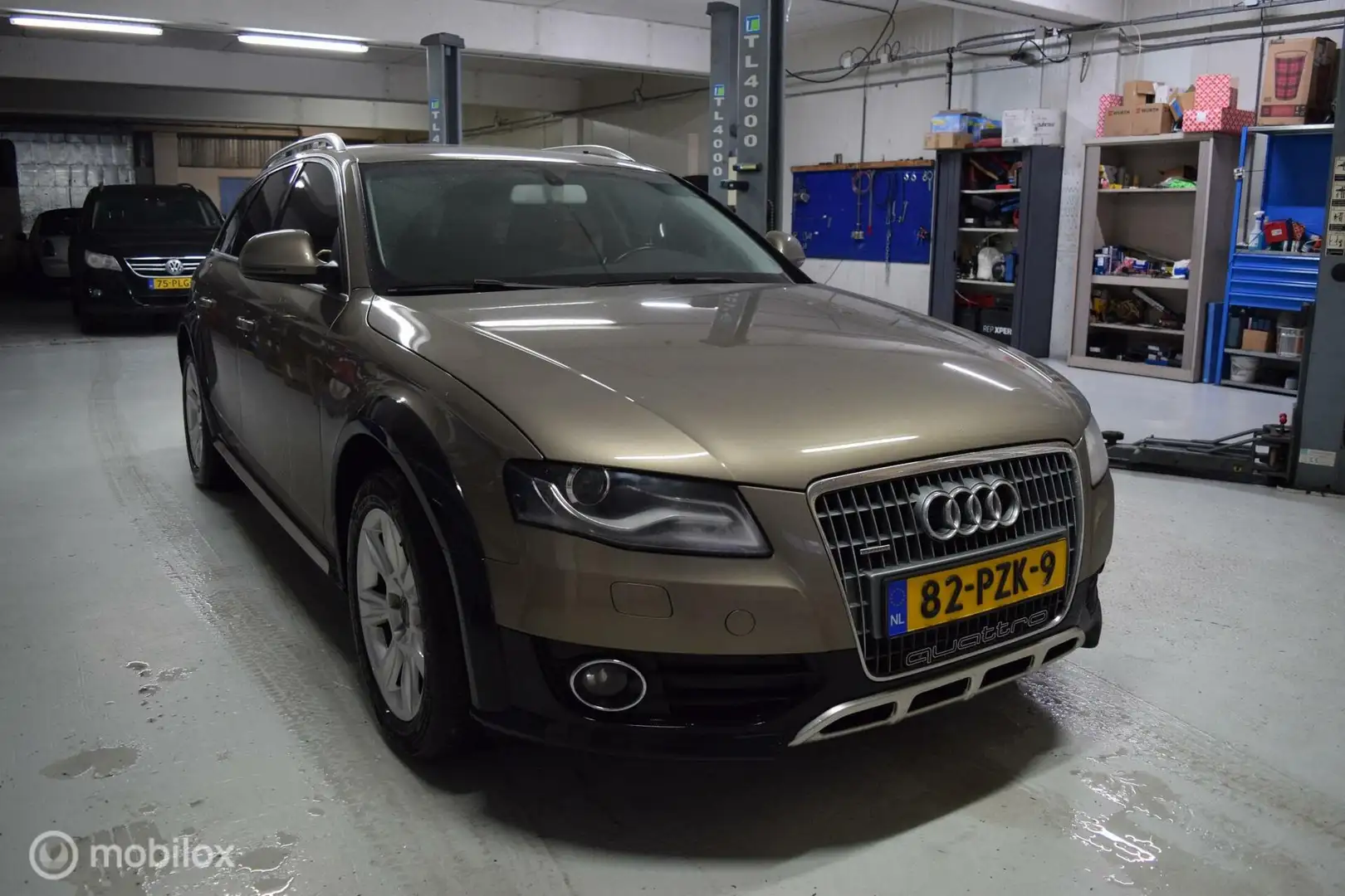 Audi A4 allroad quattro 2.0 TFSI Pano Leder Cruise Beige - 2