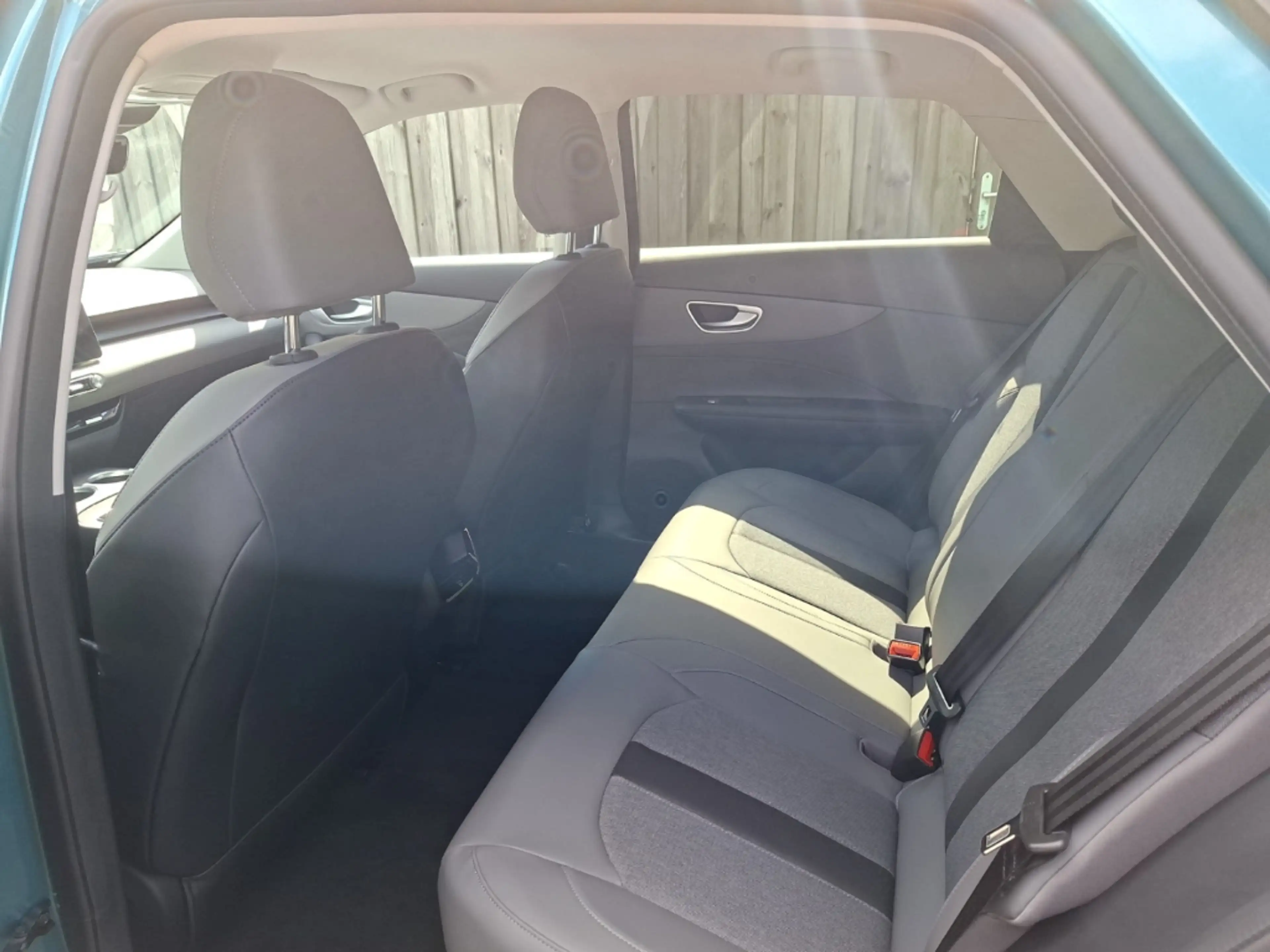MG MG4 Premium EV 64 kW 360 Kamera LED ACC SHZ LenkradHZ — photo 13