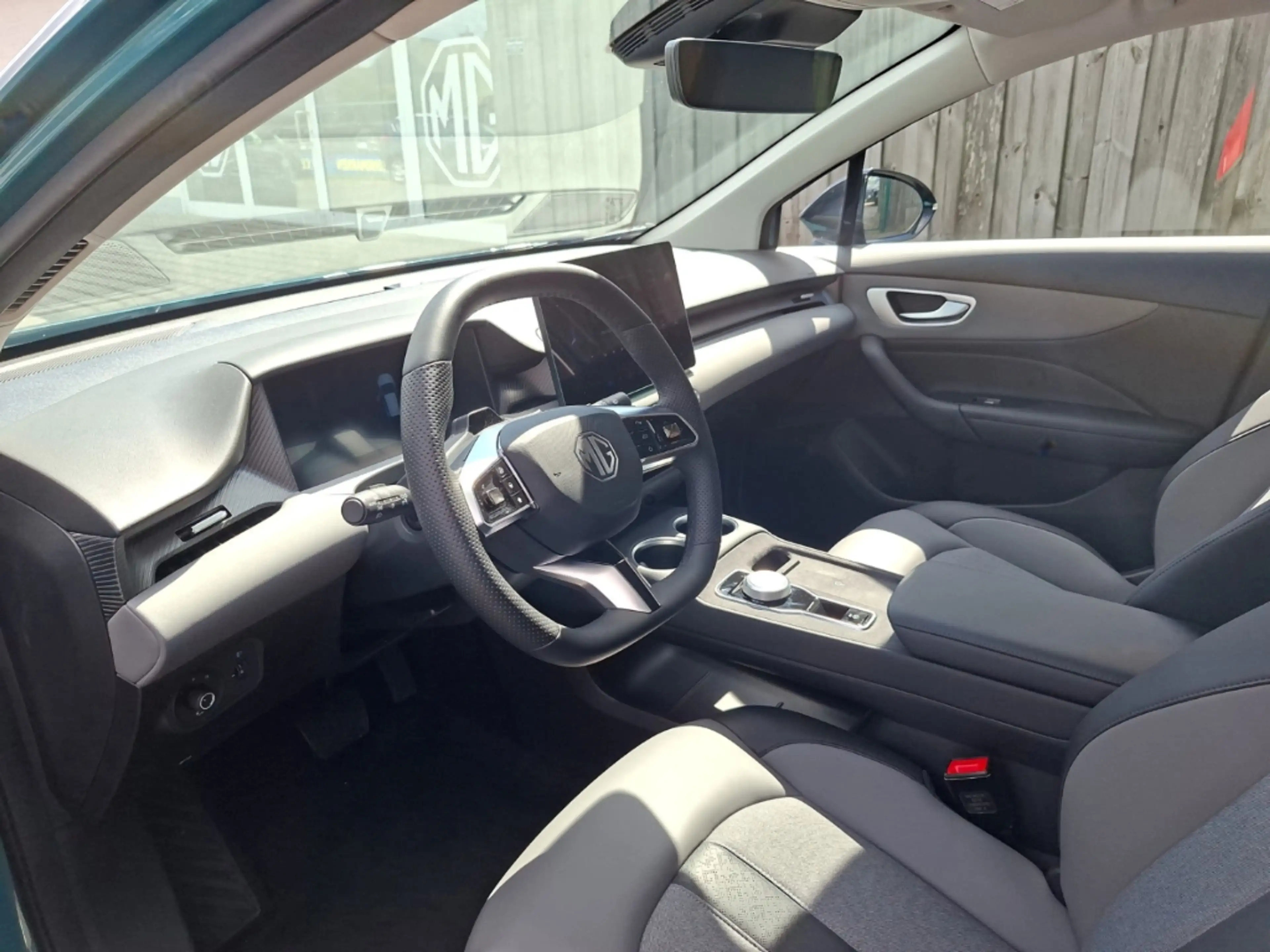 MG MG4 Premium EV 64 kW 360 Kamera LED ACC SHZ LenkradHZ — photo 10
