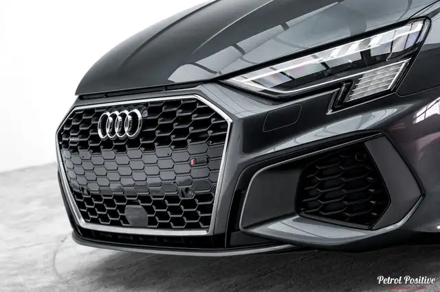Audi A3 view 4