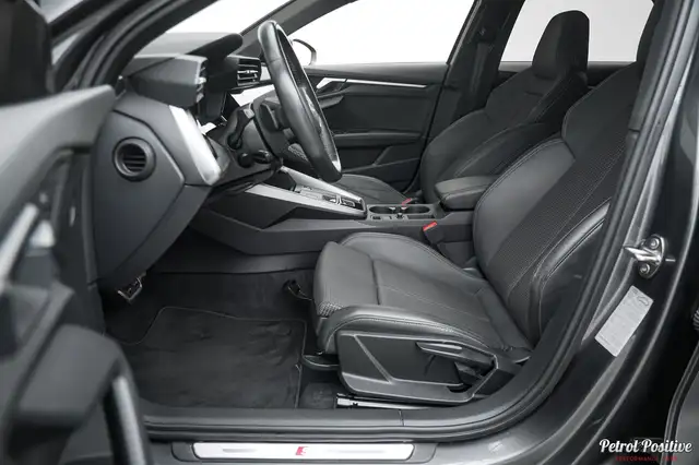 Audi A3 view 25