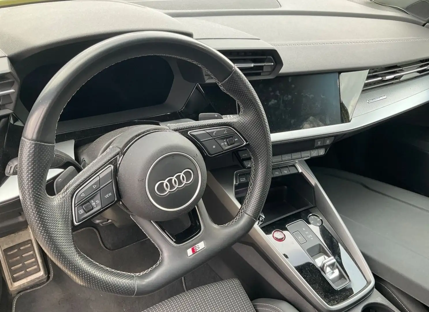 Audi S3 TFSI Sportback quattro S tronic Giallo - 2