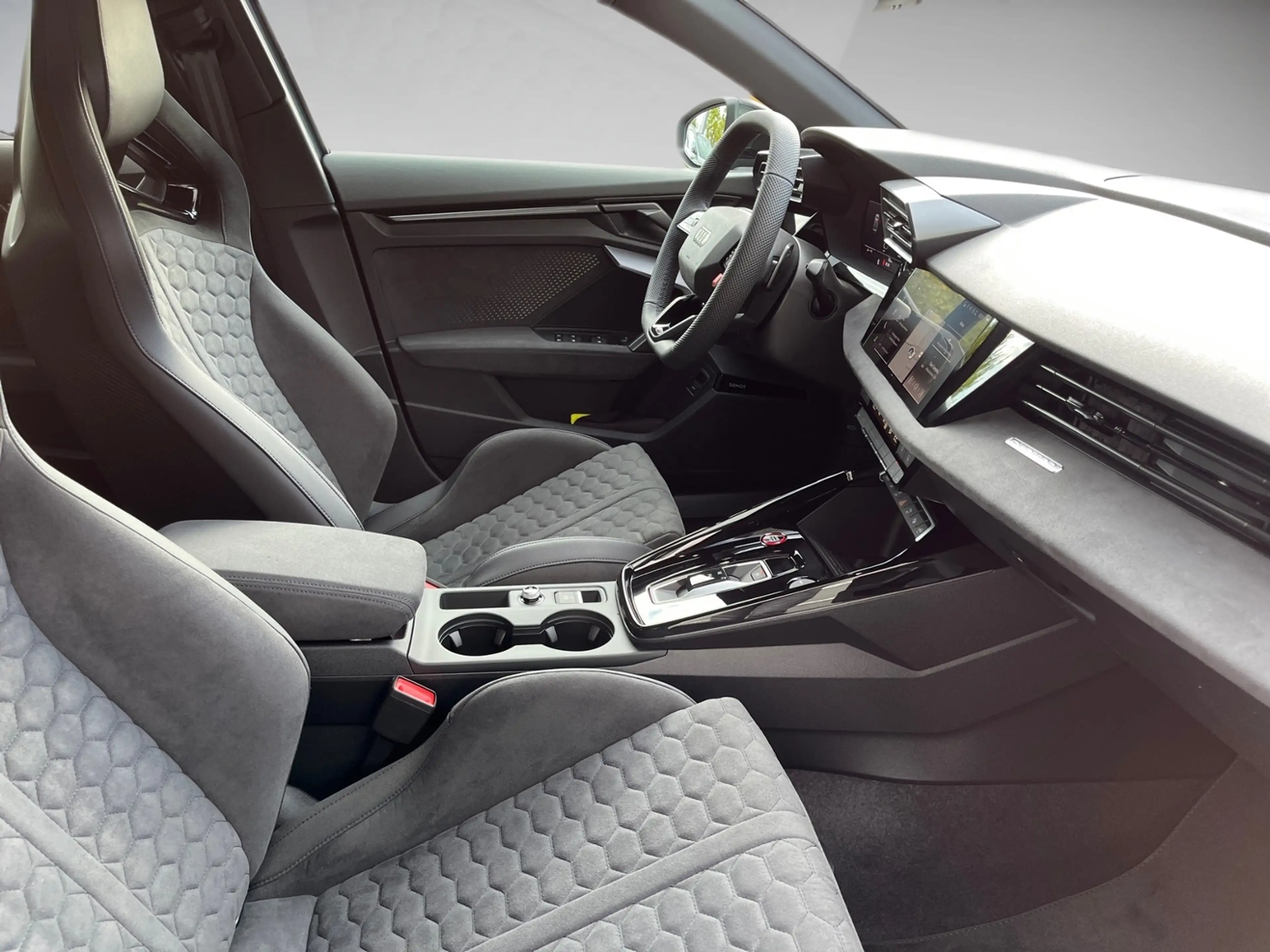 Audi RS3 Limousine 294 kW S tronic KLIMA LED NAVI LEDER AL — photo 10