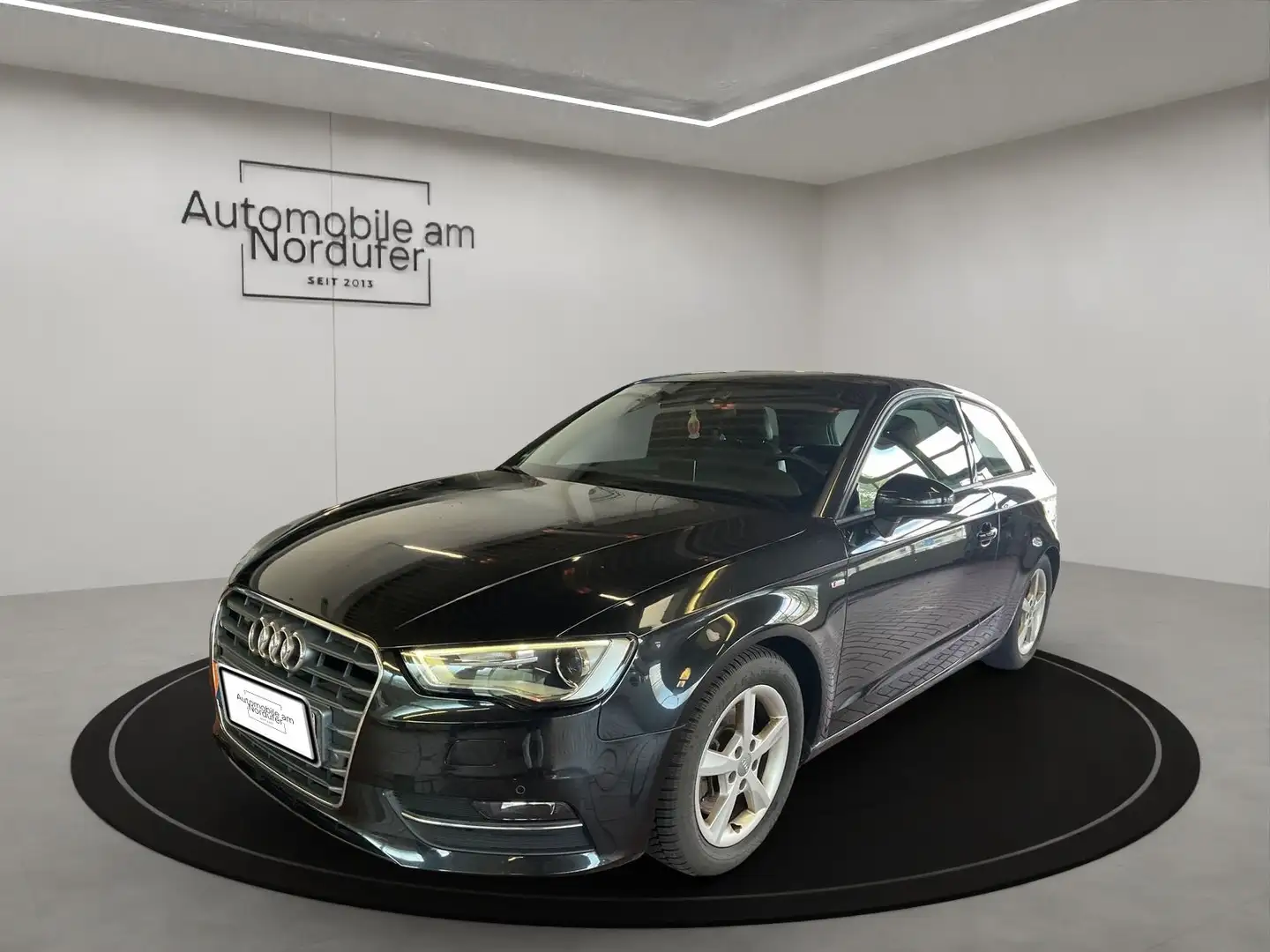 Audi A3 1.8TFSI S line Sportpaket-2Hand-Steuerkette neu Schwarz - 1