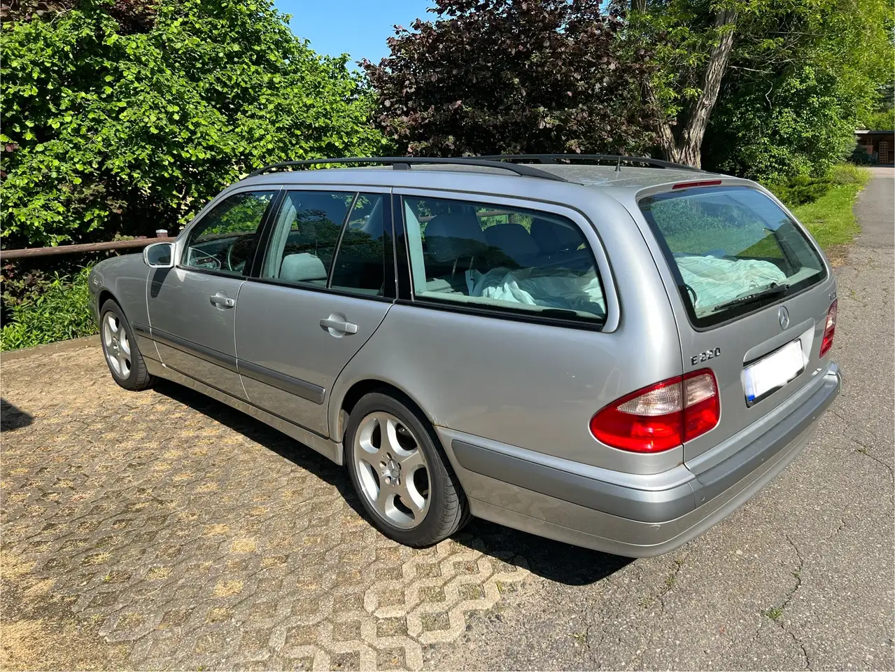 Mercedes-Benz E 220 T CDI Classic, foto 4