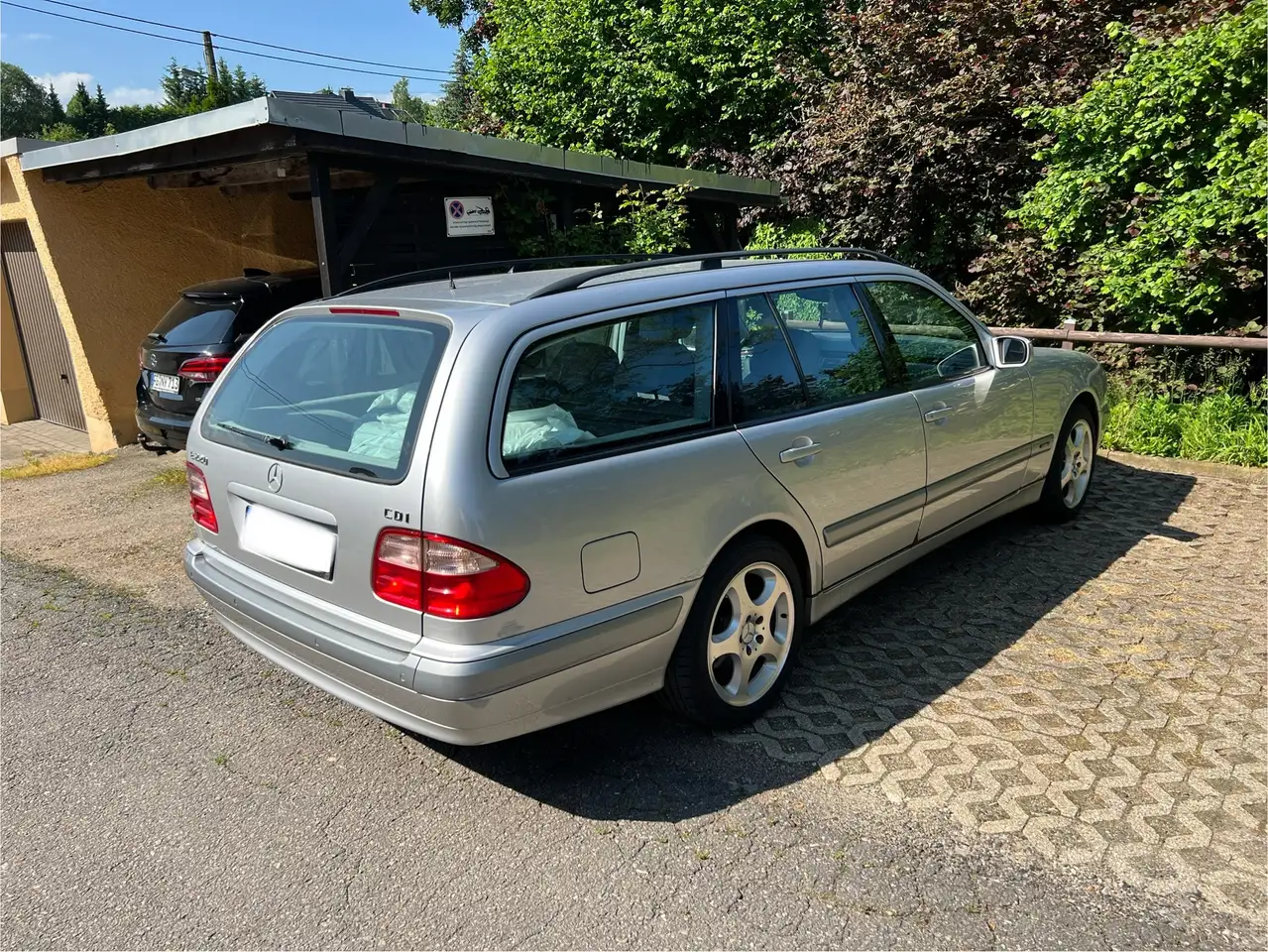 Mercedes-Benz E 220 T CDI Classic, foto 2