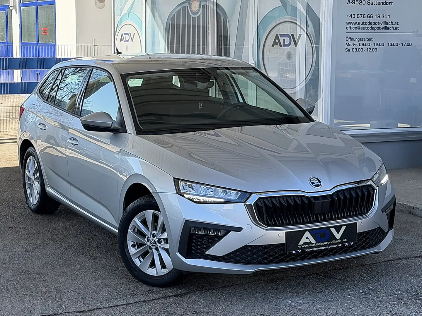 Skoda Scala 1,0 TSI Selection Grau - 1