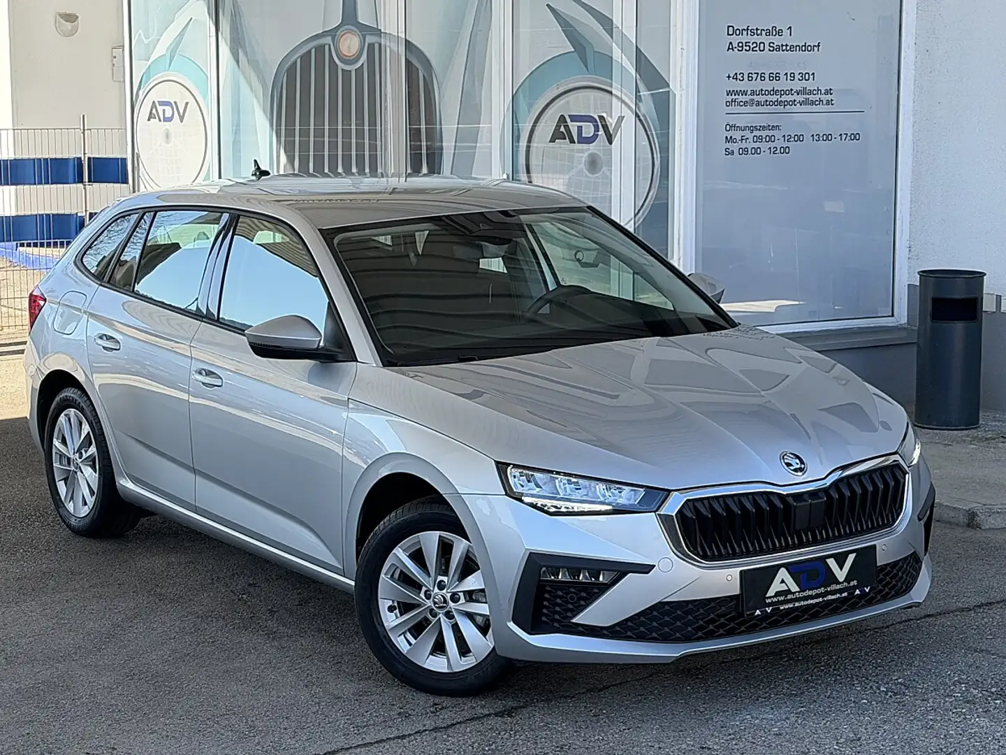 Skoda Scala 1,0 TSI Selection Grau - 2