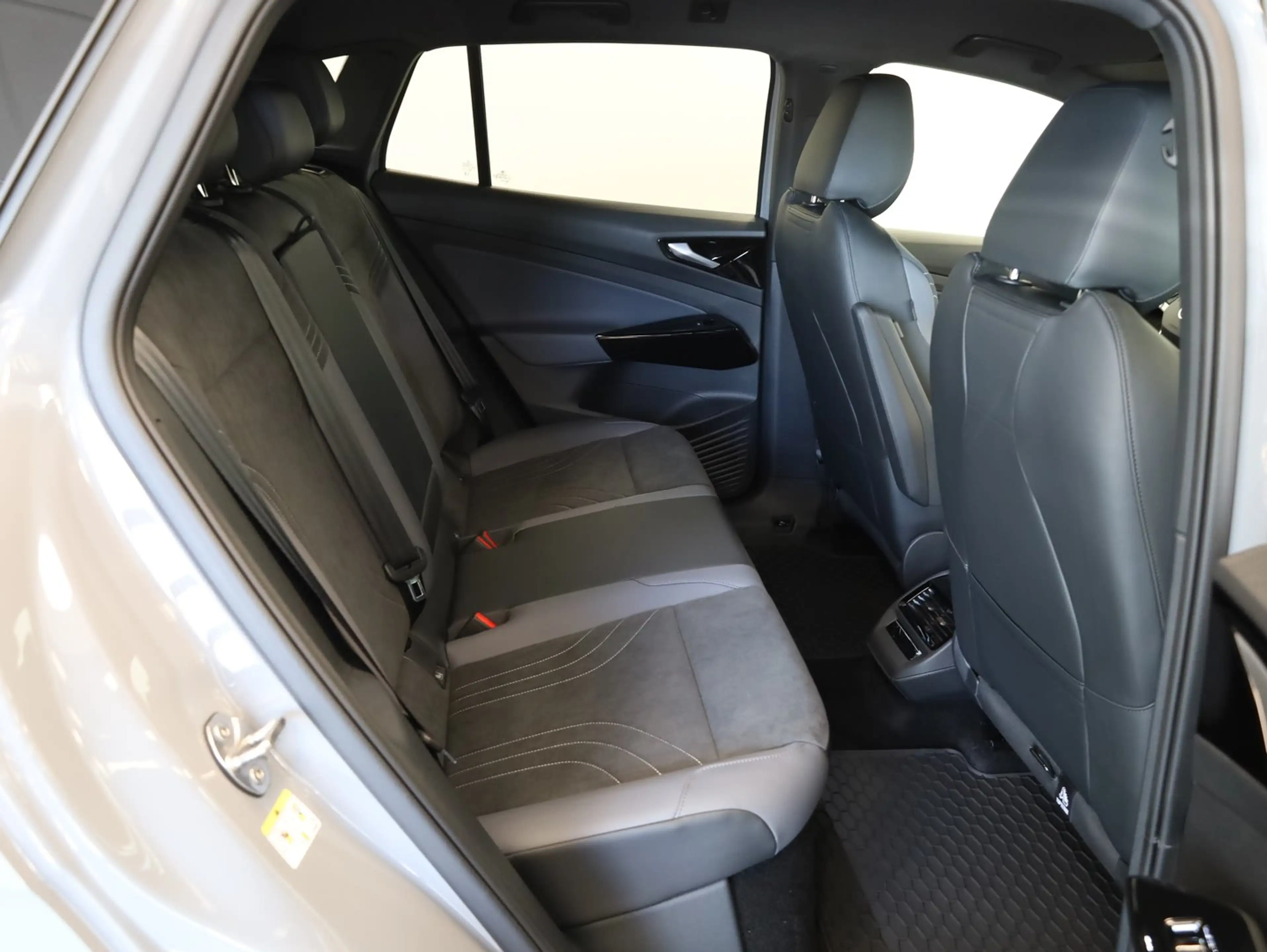 Volkswagen ID.4 Pro 4MOTION 220 kW Business -77 kWh — photo 10