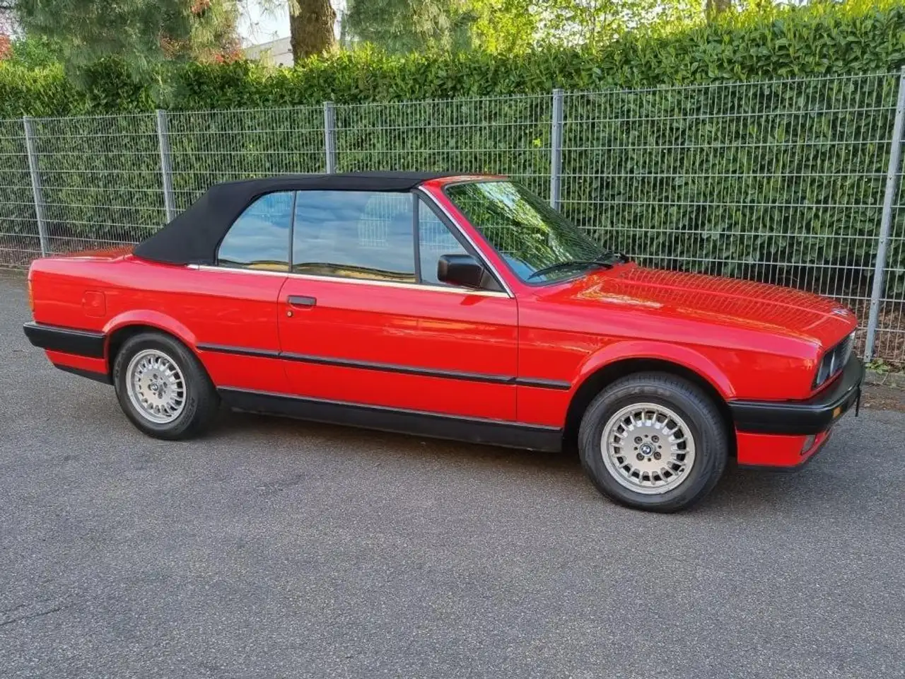 BMW 318i, foto 2