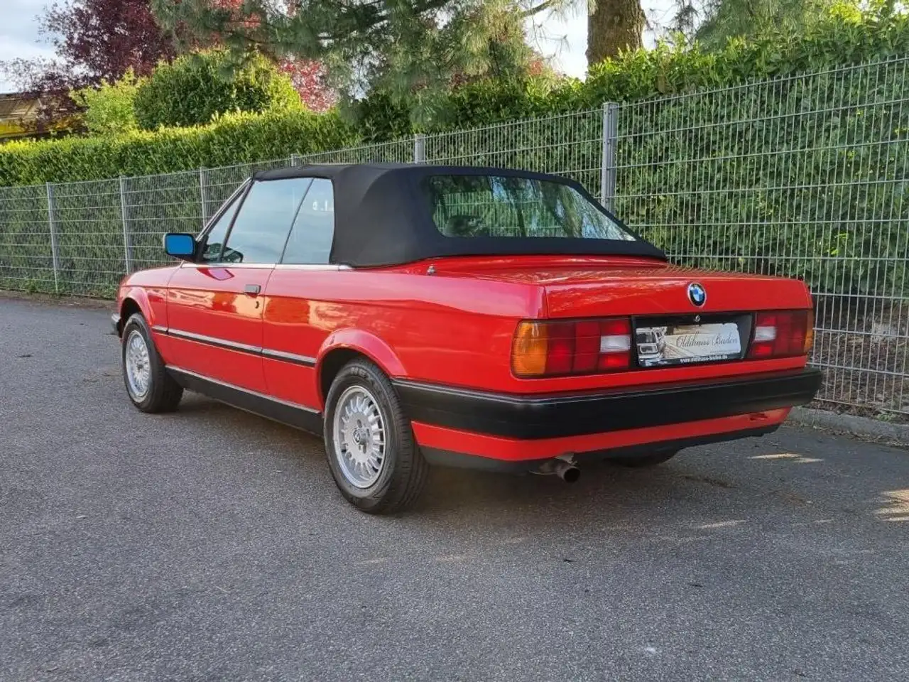 BMW 318i, foto 3