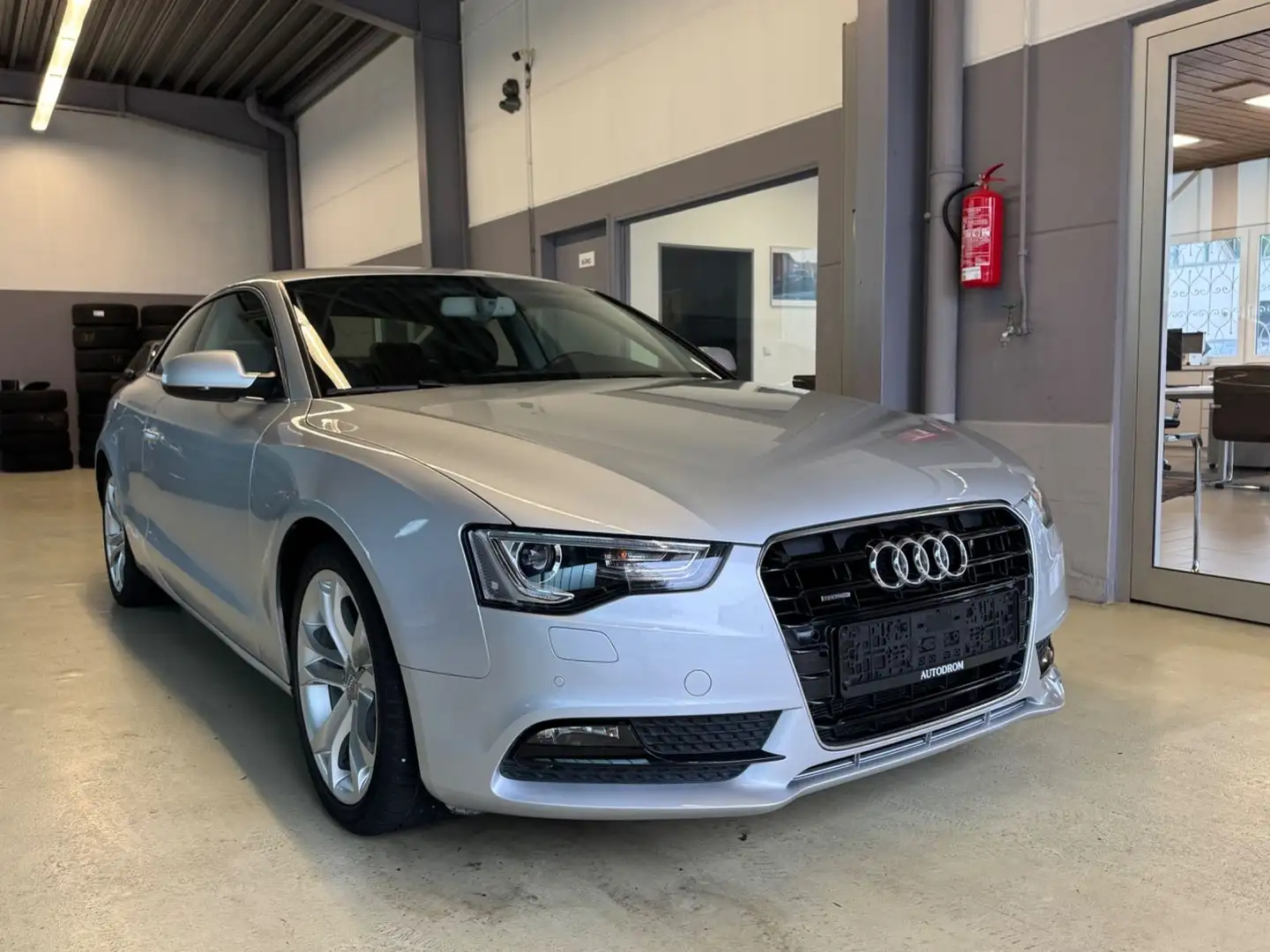 Audi A5 Coupe 3.0 TFSI quattro 1.Hand+Kamera+Memory Silber - 1
