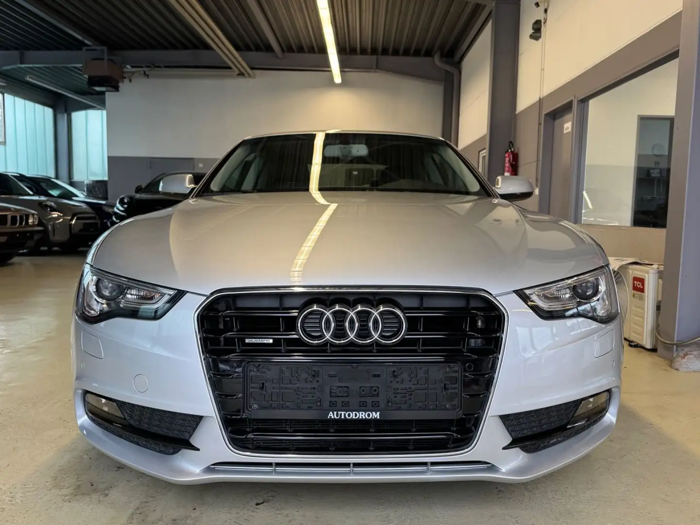 Audi A5 Coupe 3.0 TFSI quattro 1.Hand+Kamera+Memory Silber - 2