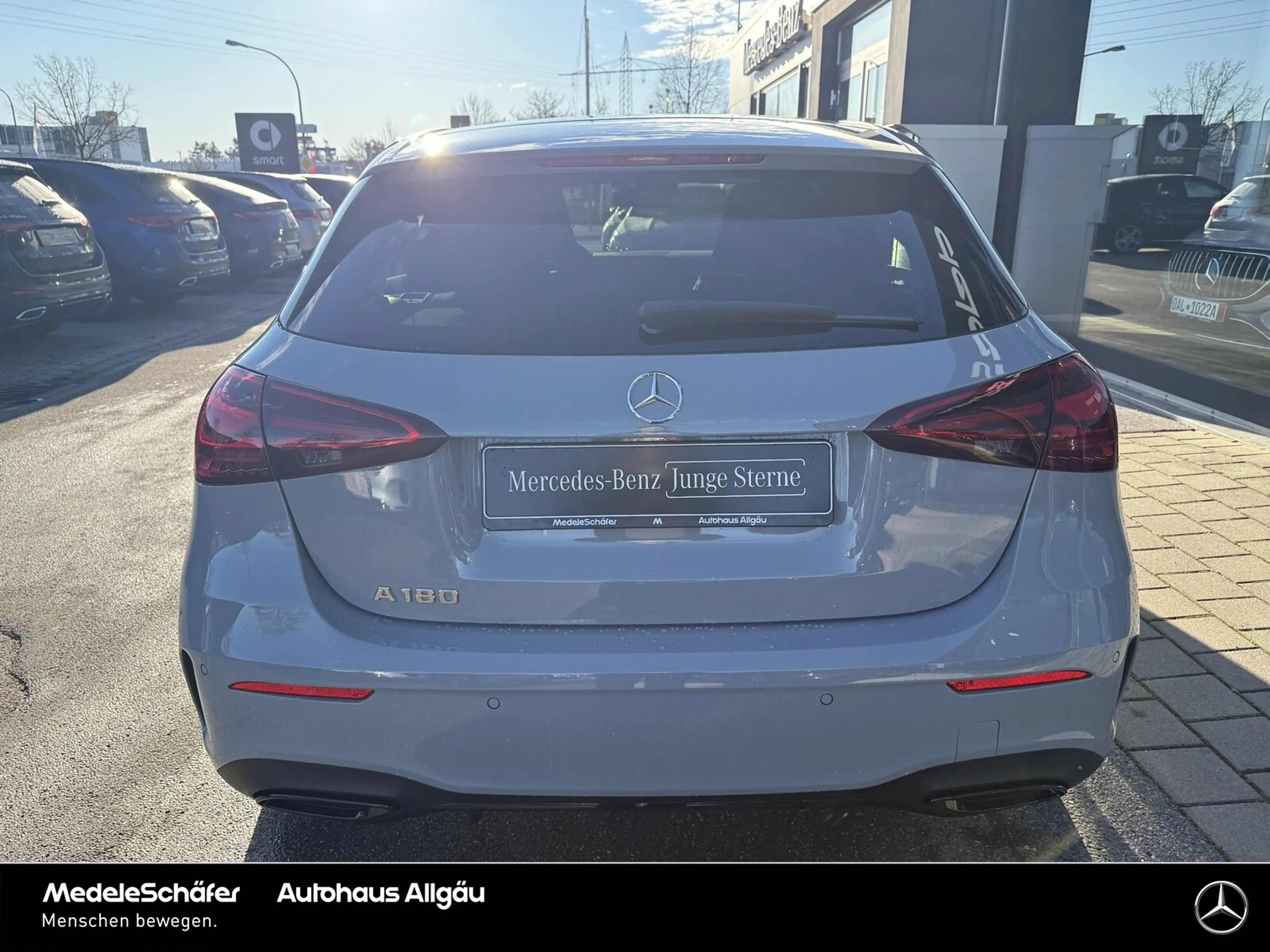 Mercedes-Benz A 180 A 180 AMG Night AHK KeylessGo Kam EasyPack Sport — photo 4