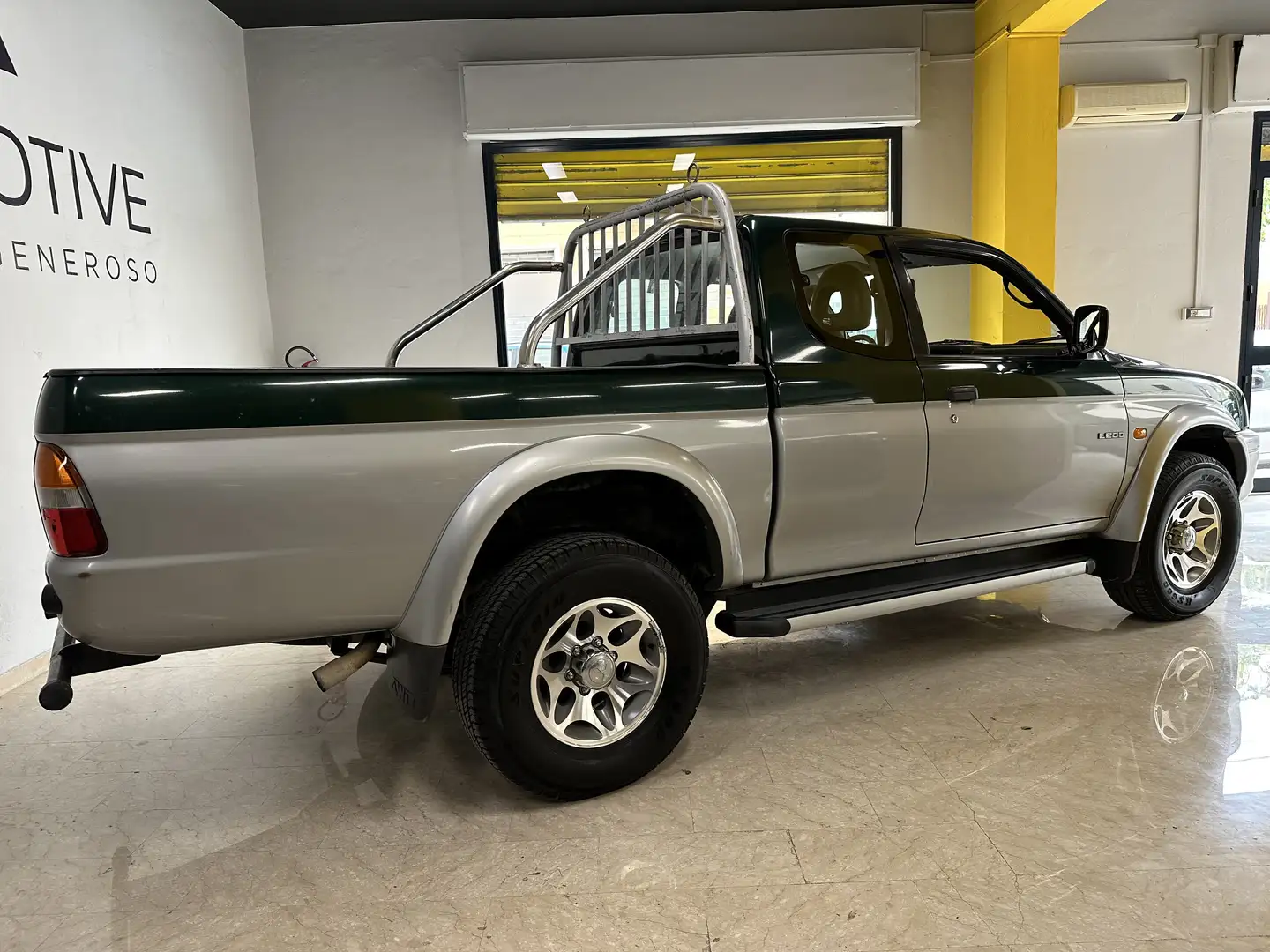Mitsubishi L200 c.cab 2.5 tdi GL 4wd - 2