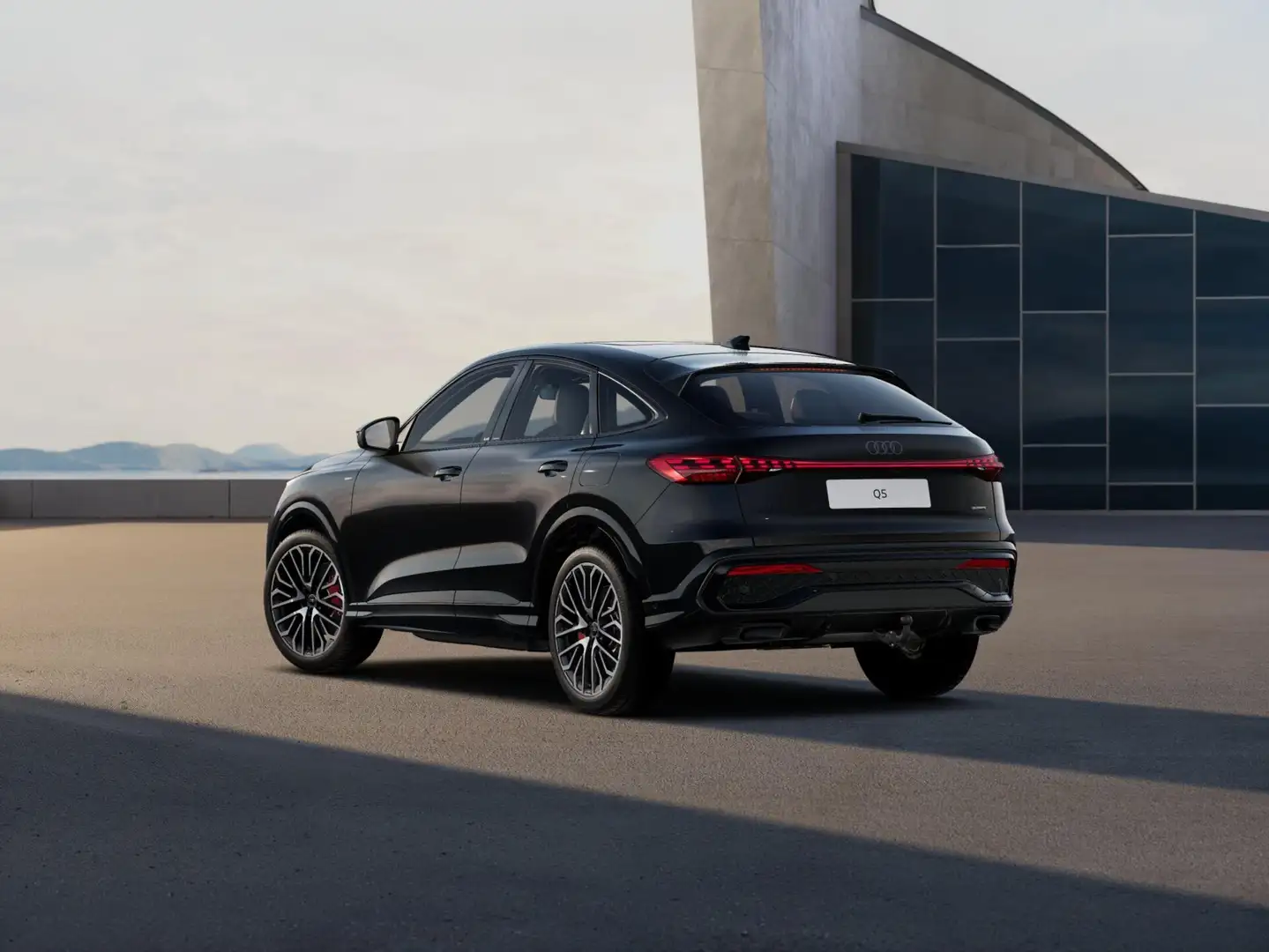 Audi Q5 Sportback S edition Competition 2.0 TFSI e 270 kW Zwart - 2