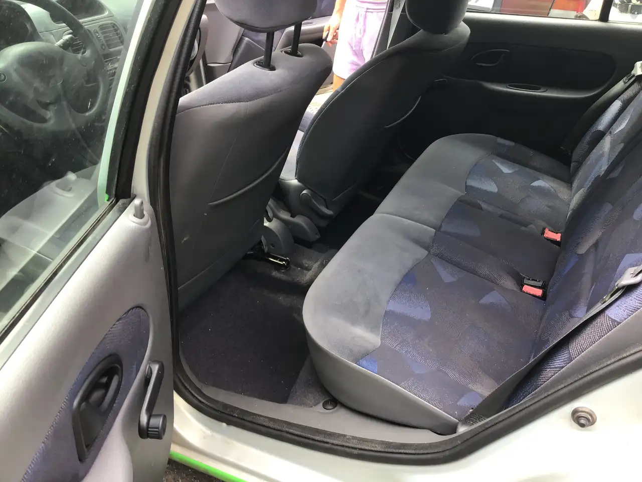 Renault Clio 1.2 ECON, foto 3