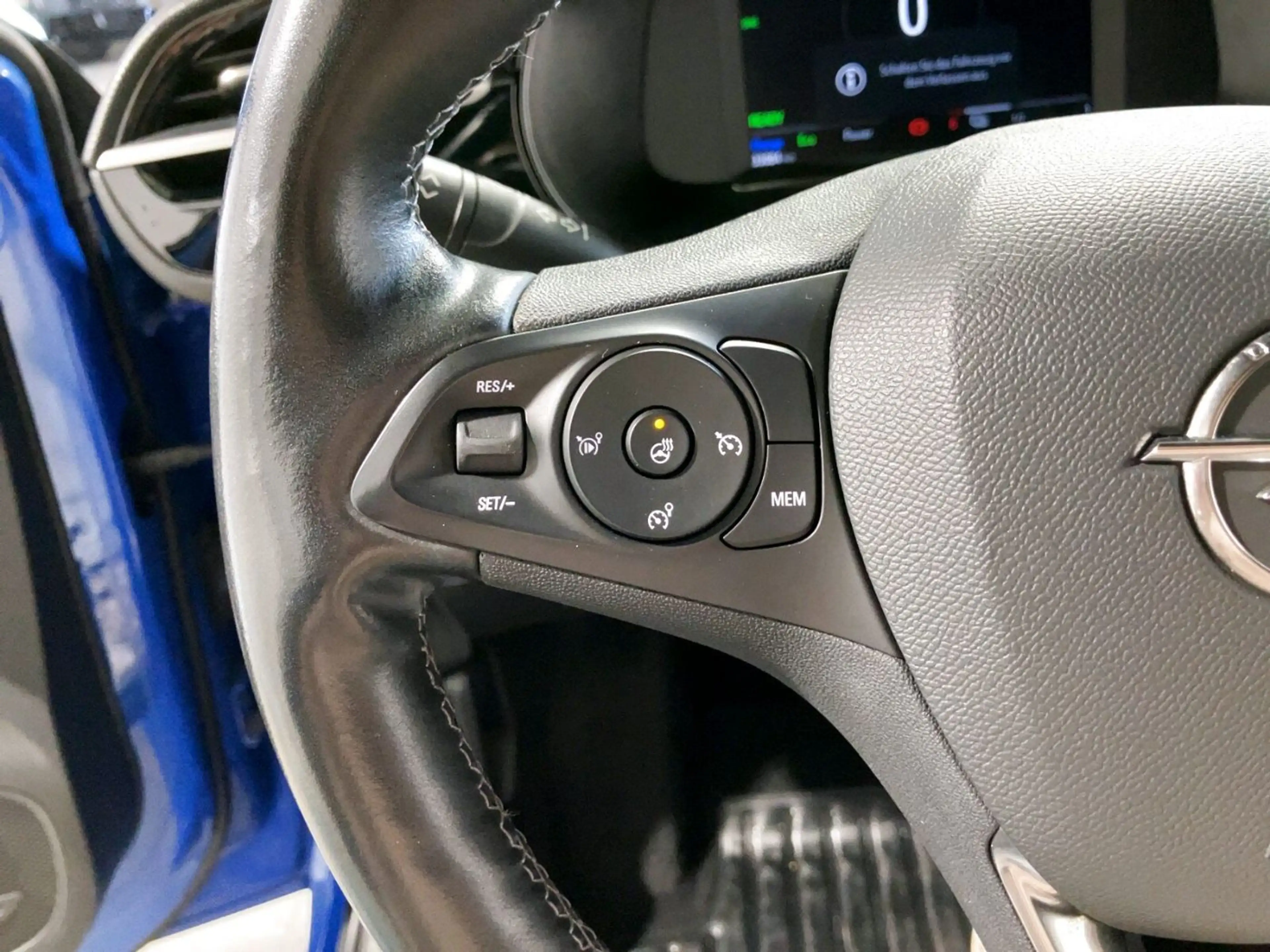 Opel Corsa-e Lenk-/Sitzheizung+Navi+Rückfahrkamera — photo 8