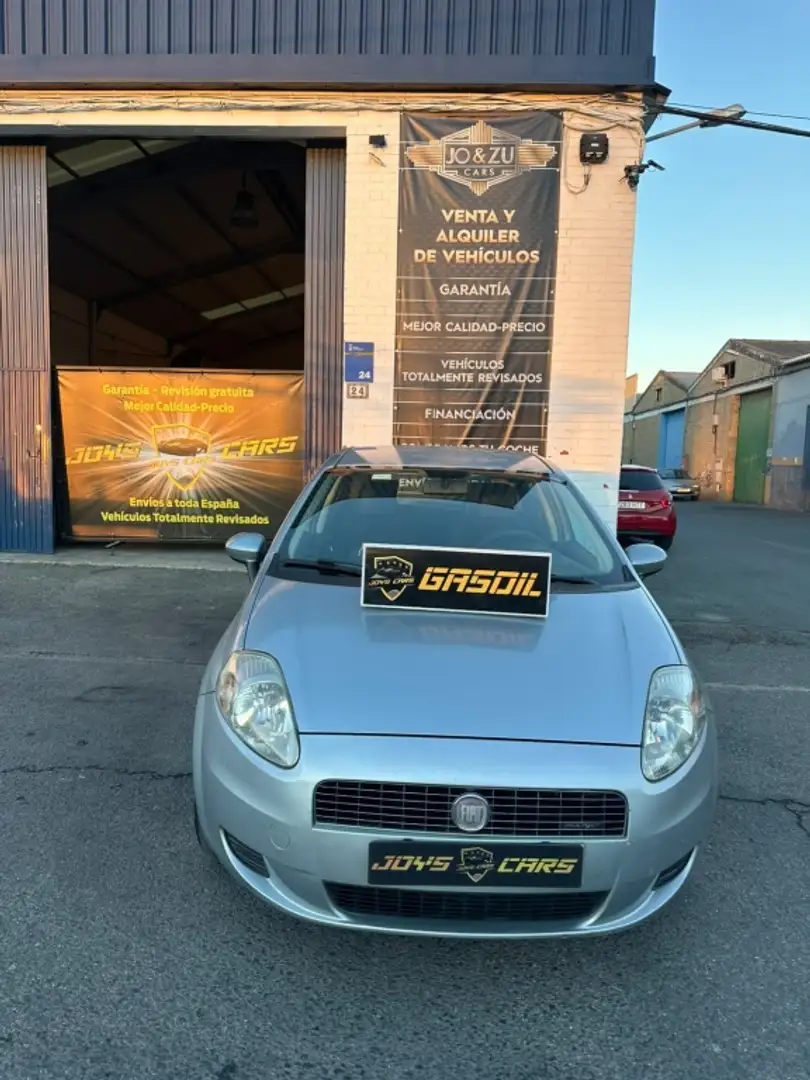 Fiat Punto 1.3Mjt 16v Feel/Class Gris - 2