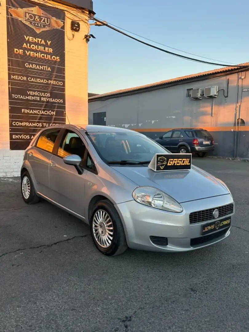 Fiat Punto 1.3Mjt 16v Feel/Class Gris - 1